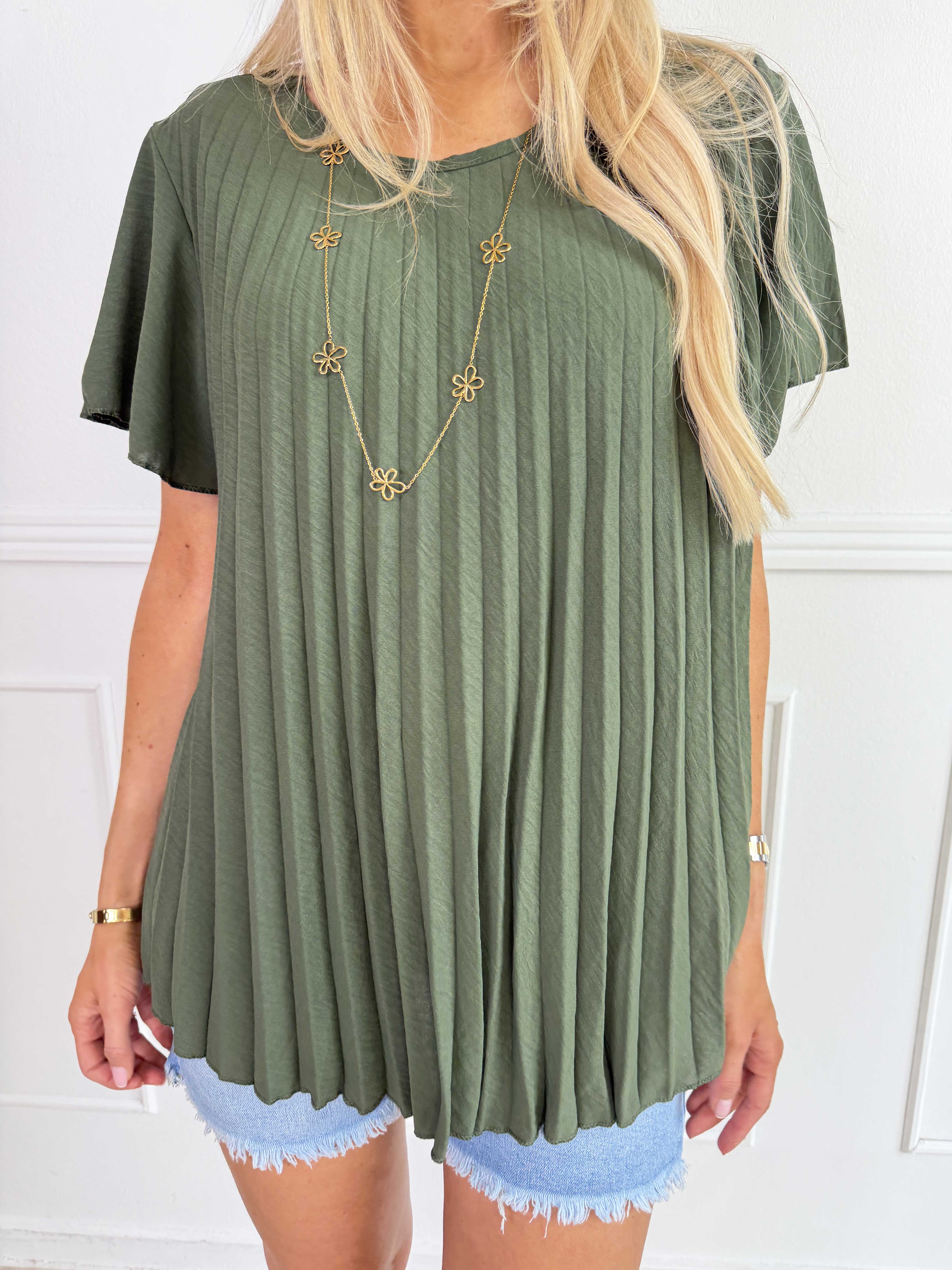 Juna - Let og luftig plisseret plus size T-shirt i en viskoseblanding