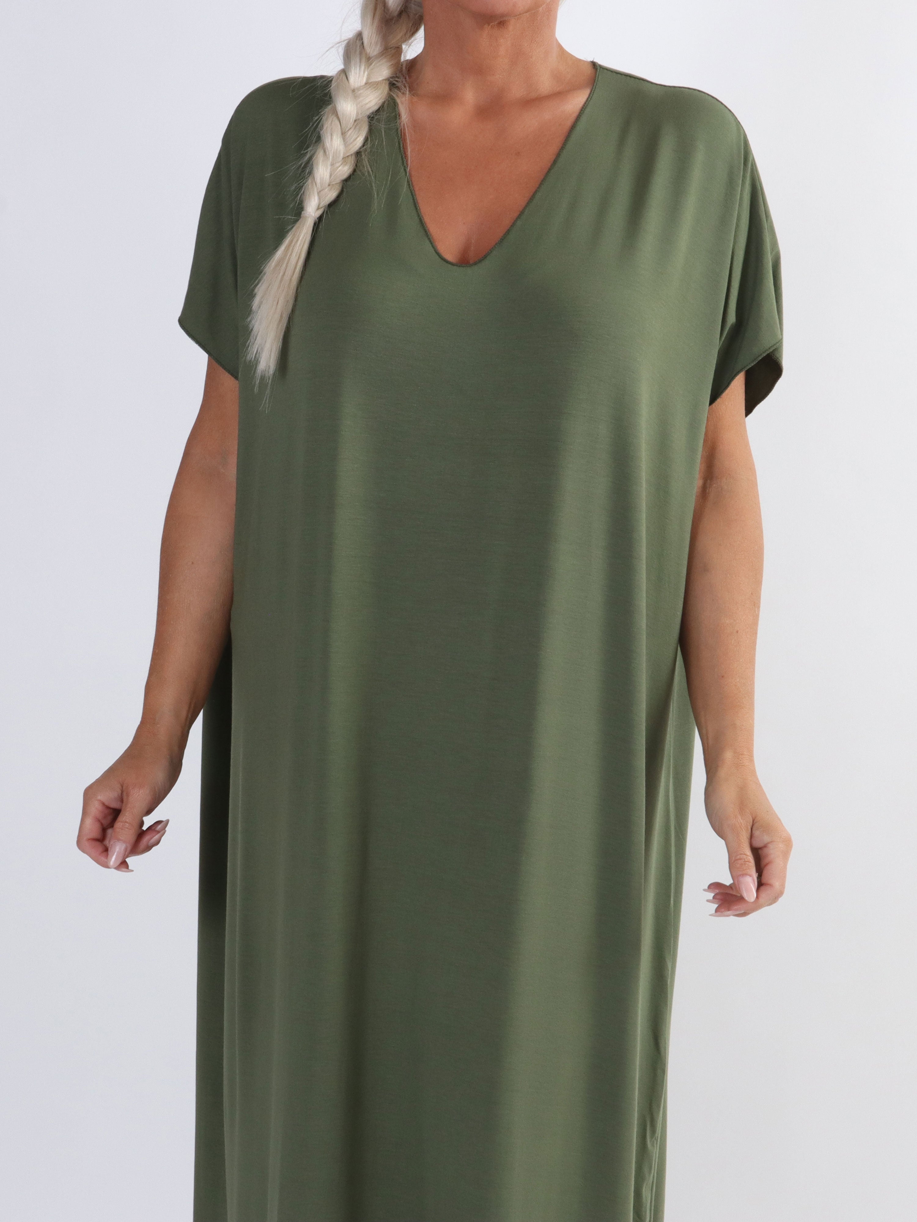 Kirsa Plain Long - Lang plus size kjole i blødt stof