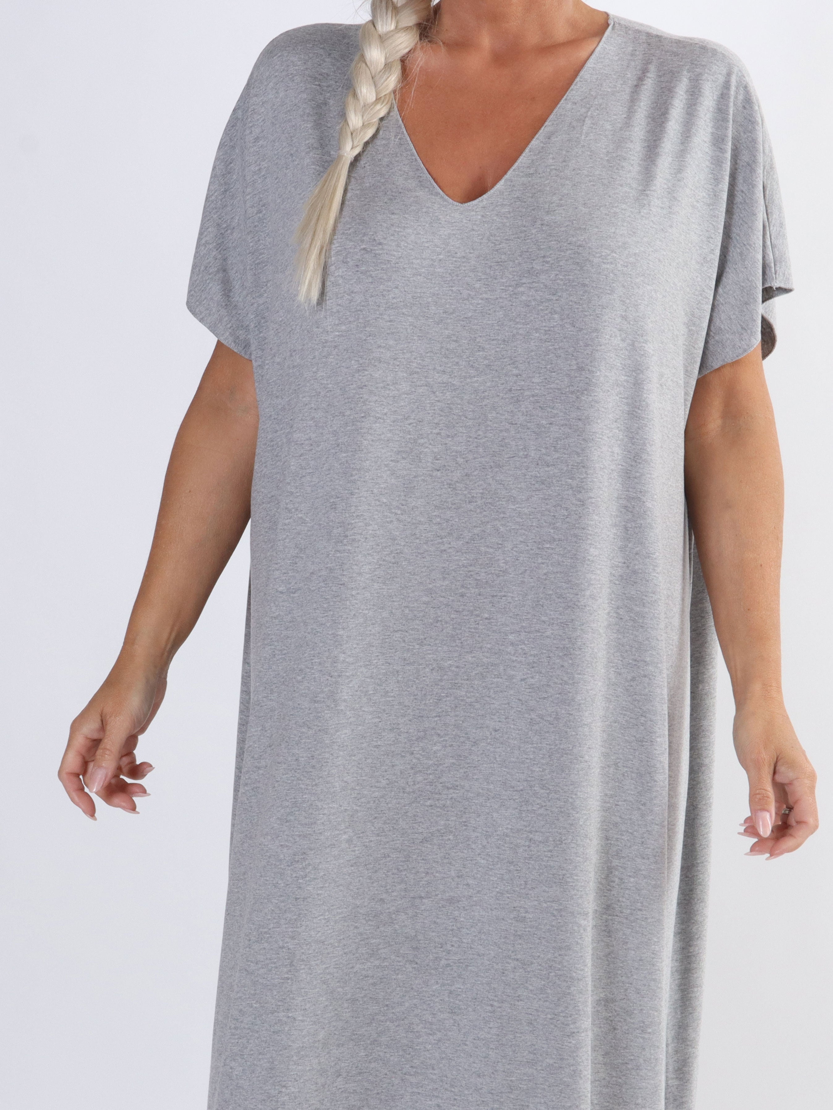 Kirsa Plain Long - Lang plus size kjole i blødt stof