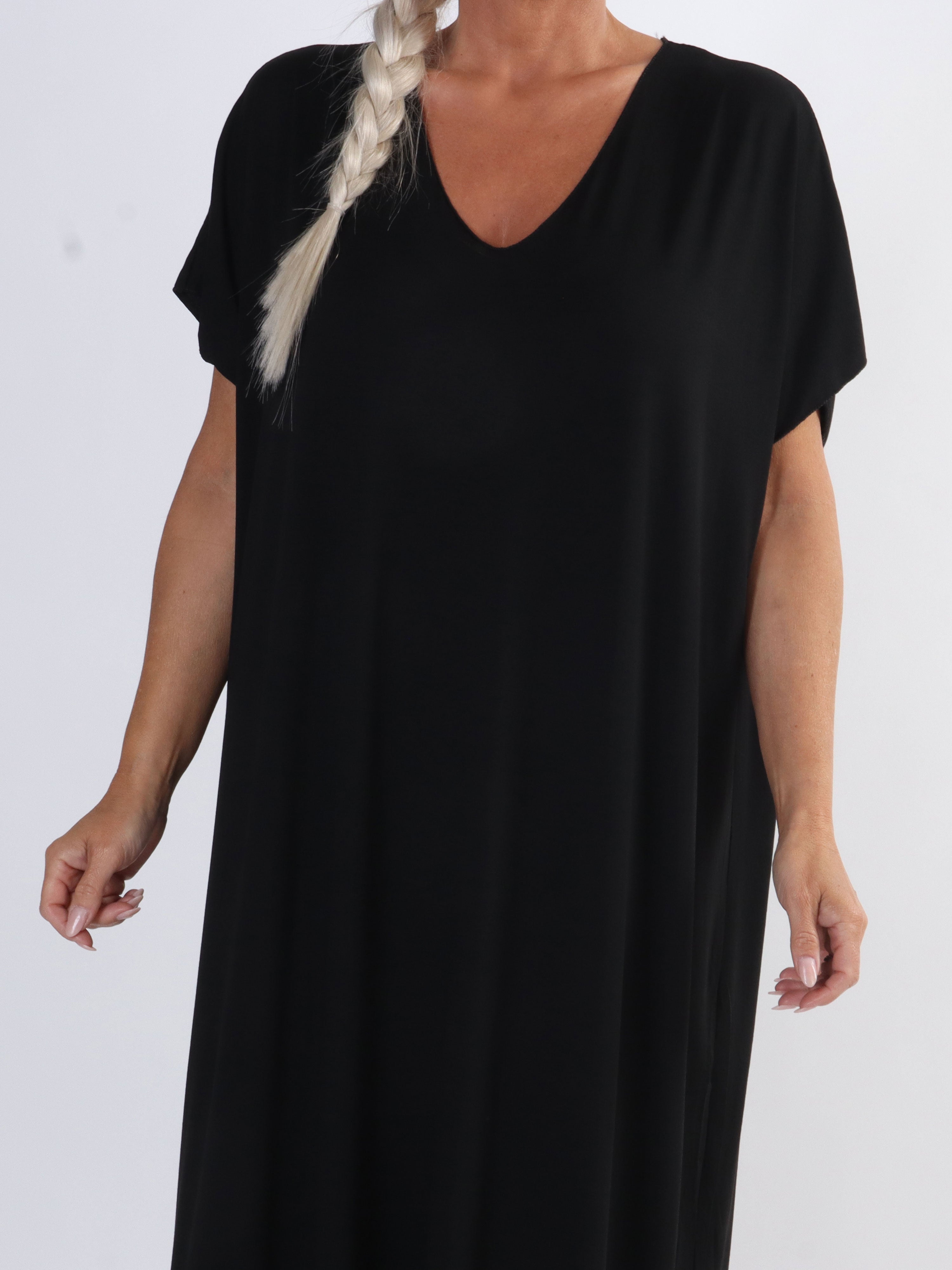 Kirsa Plain Long - Lang plus size kjole i blødt stof
