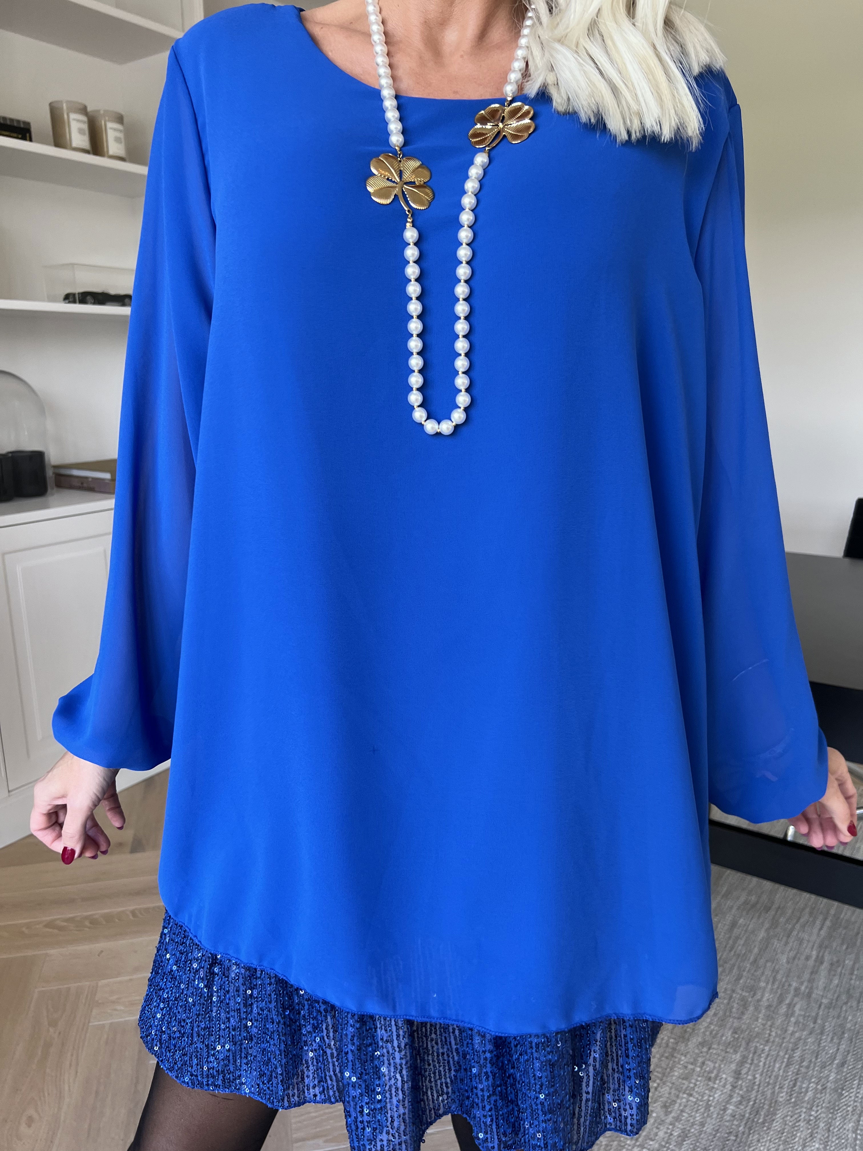 Kamilla - Festklar tunikakjole med chiffonlag og pailletter