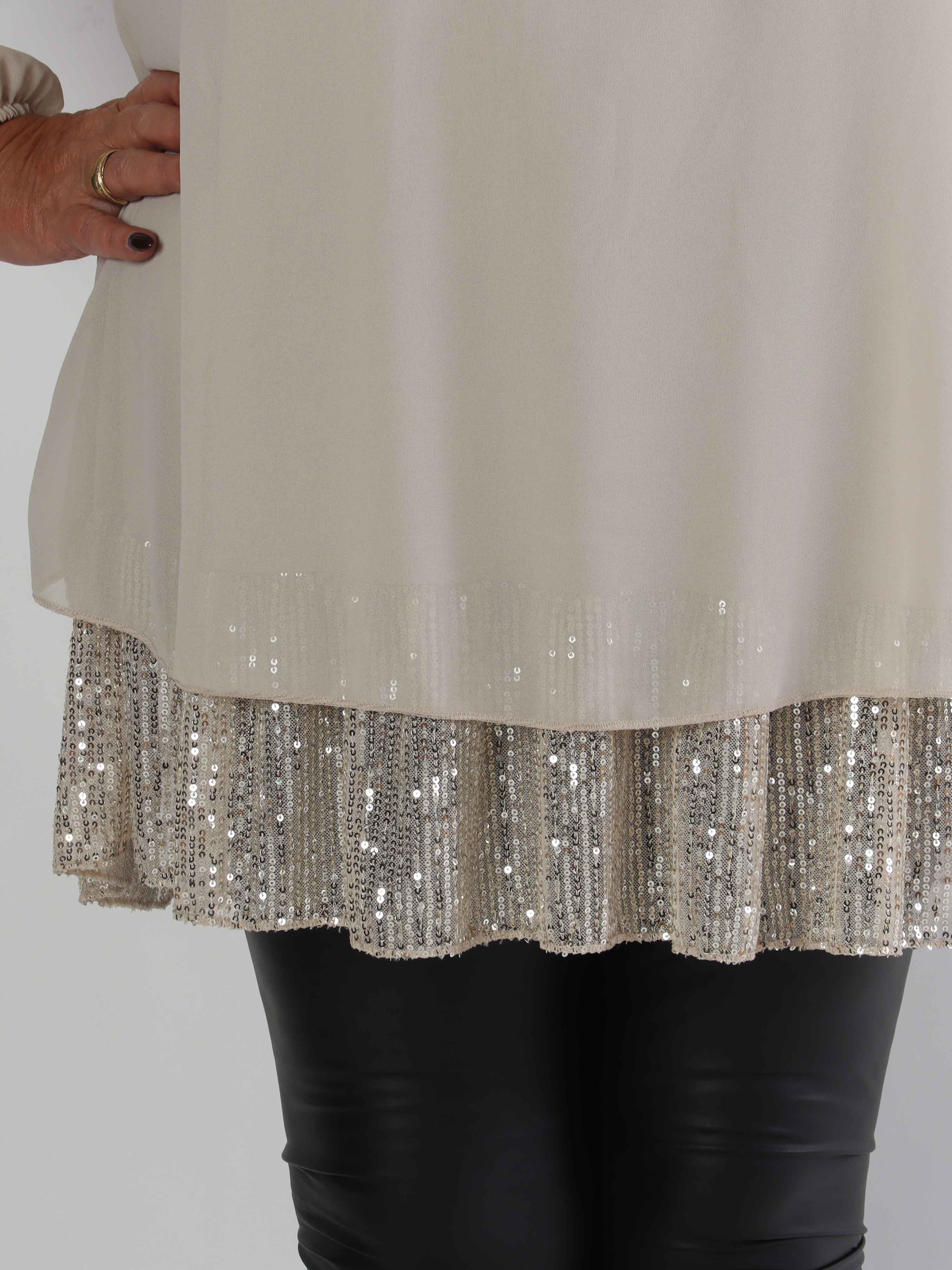 Kamilla - Festklar plus size tunikakjole med chiffonlag og pailletter