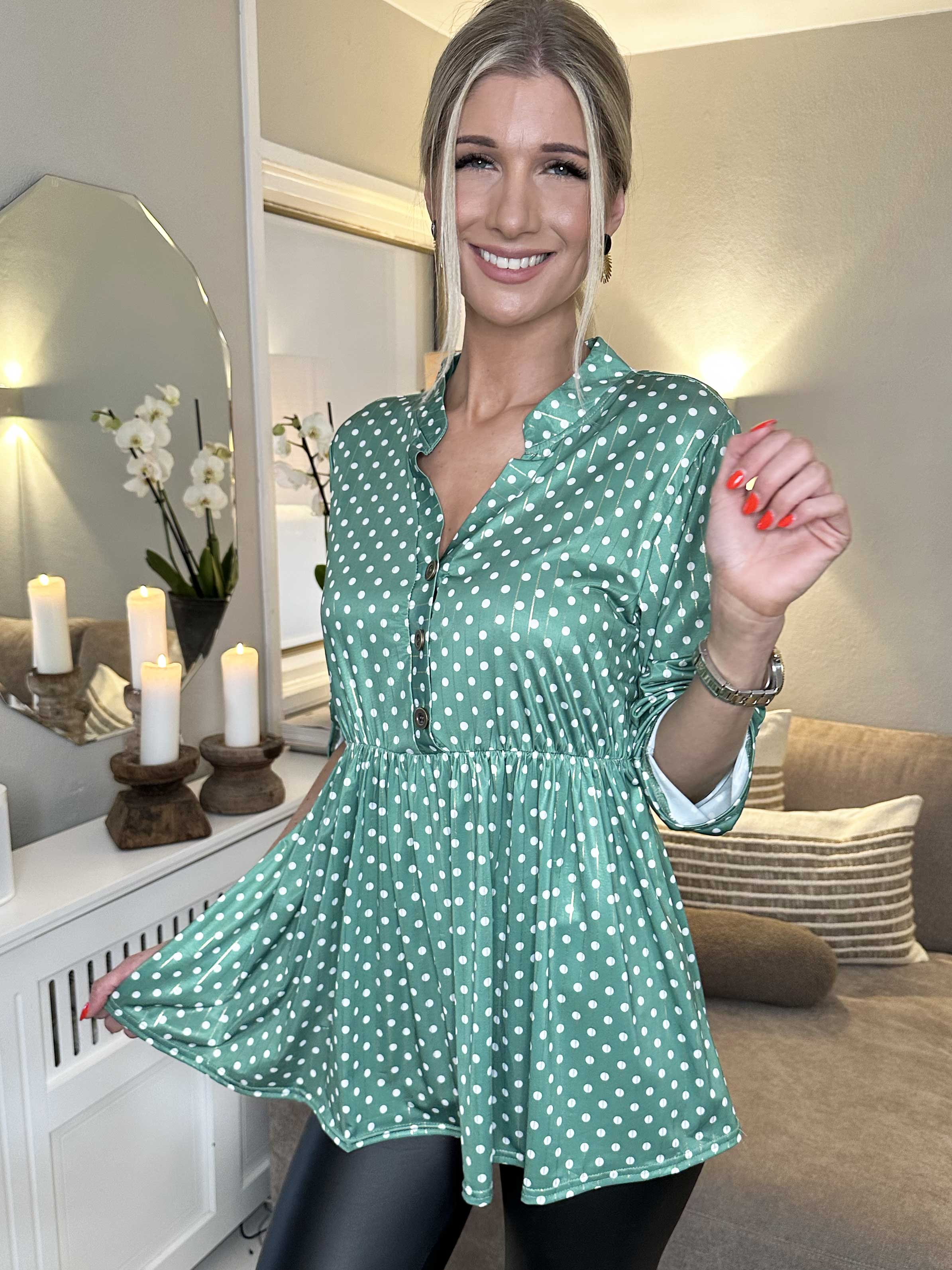 Katja Dot - Elastisk tunika med prikker og elastik i taljen