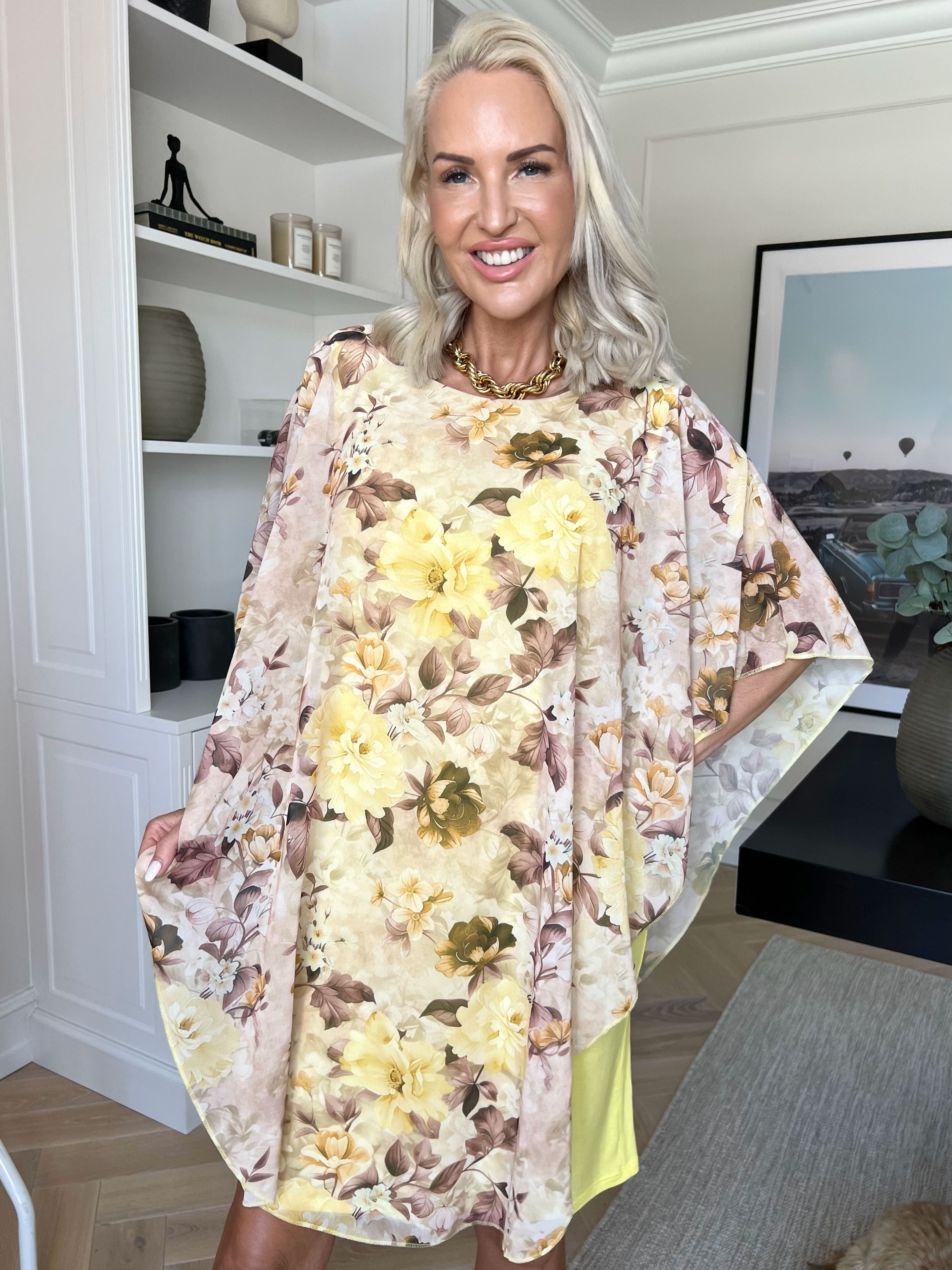 Kenya Flower - Kjole med et let chiffonstykke