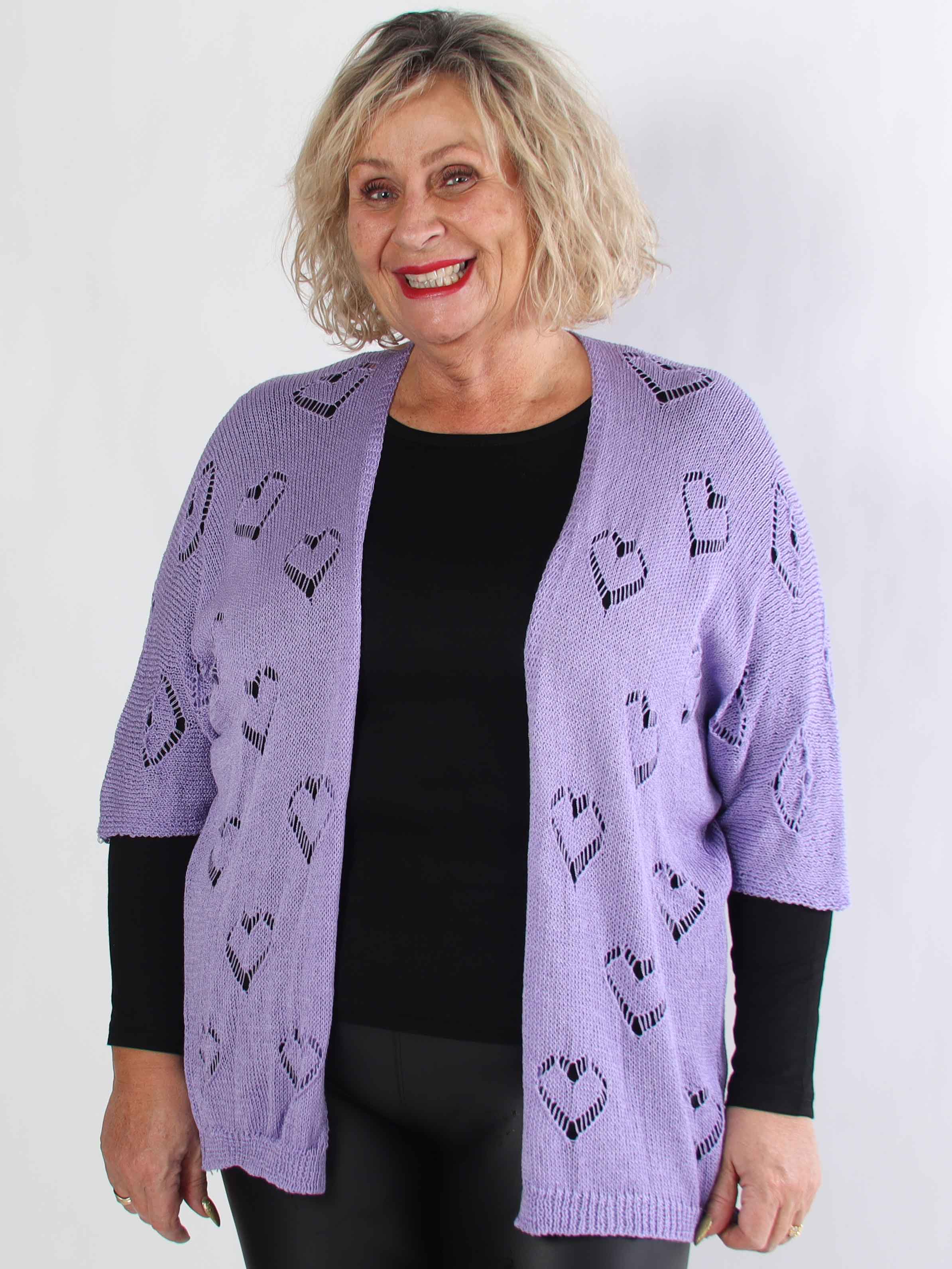Kerry - Plus size strikcardigan med fint hullet hjertemønster