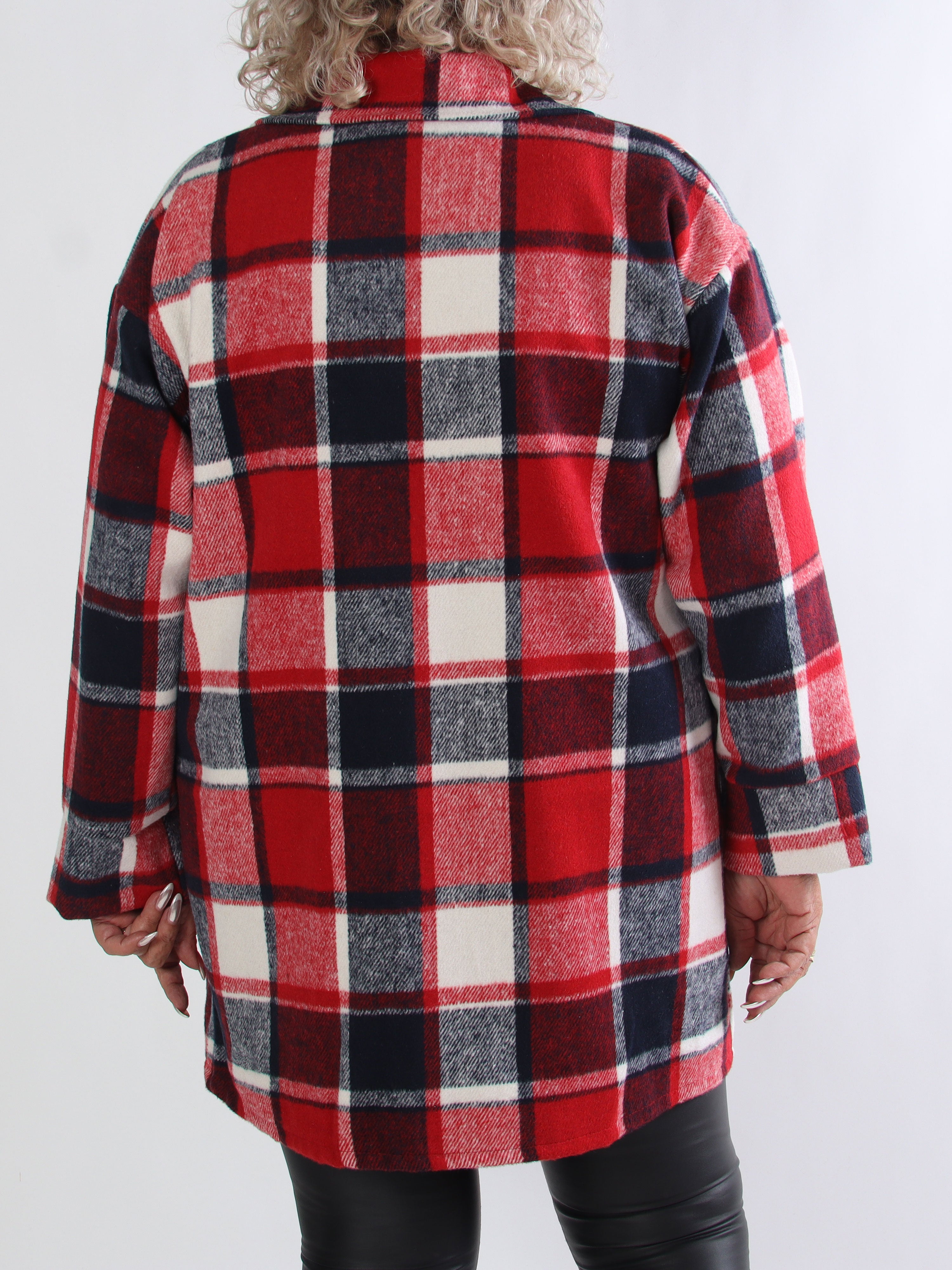 Lagos - Blød ternet plus size skjortejakke i viskose