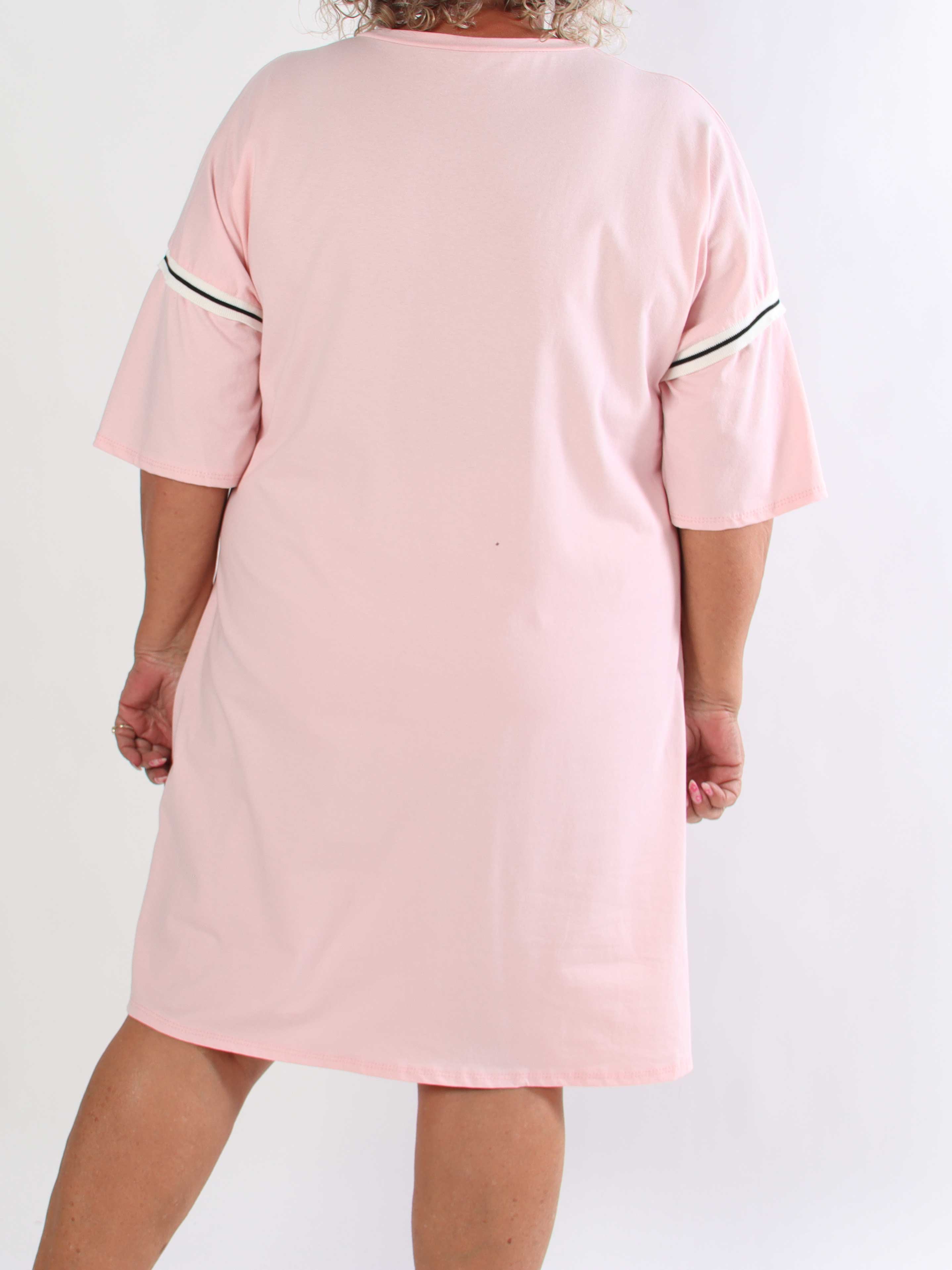 Lana - Plus size t-shirtkjole i blød bomuld med stilfuldt 