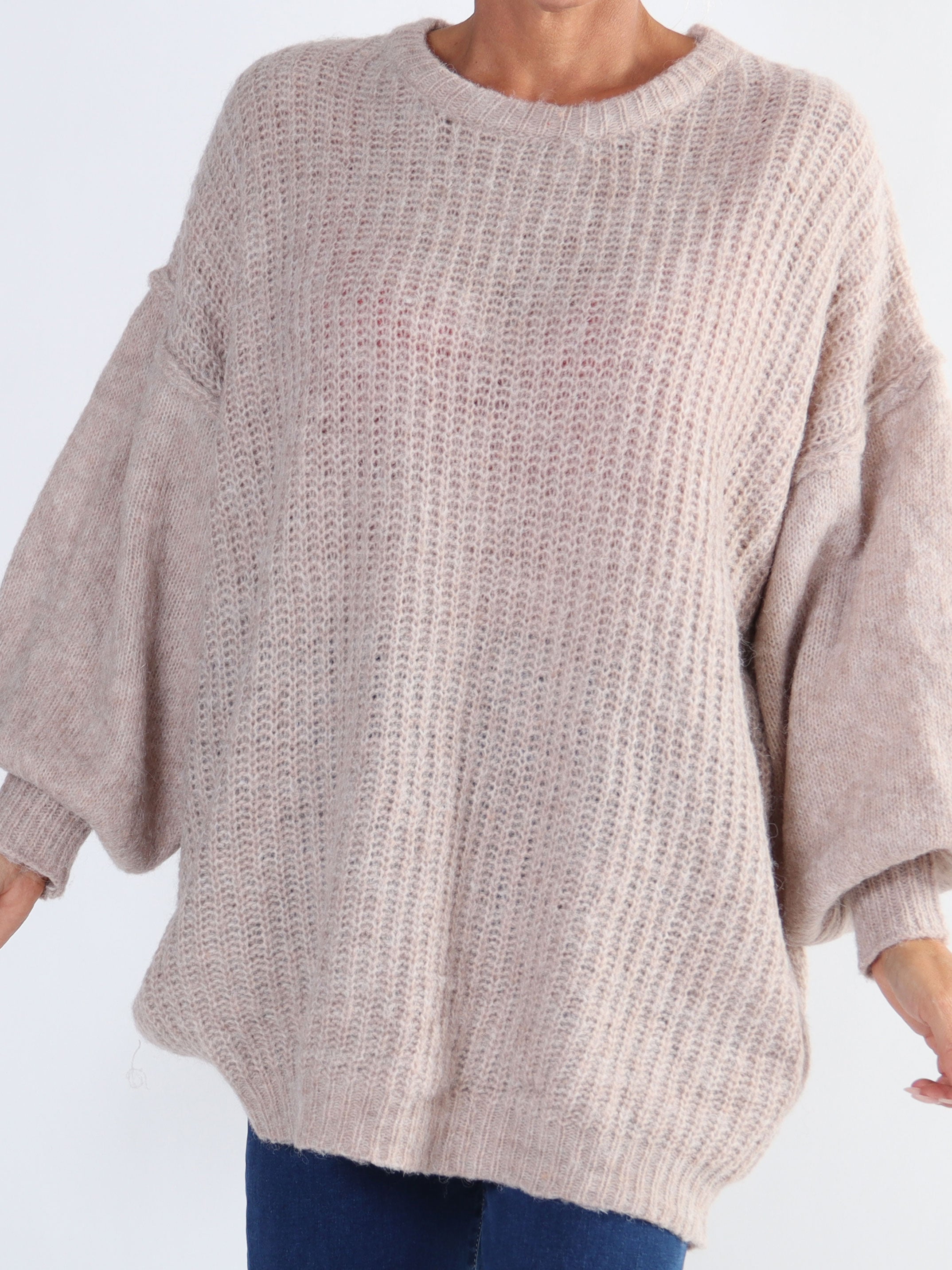 Leana - Lang blød plus size strikbluse med ballonærmer