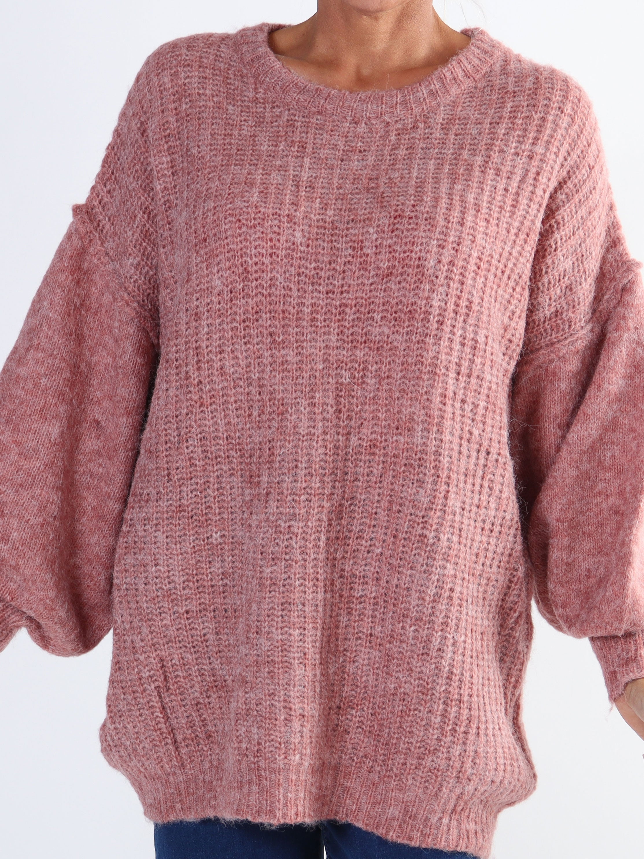 Leana - Lang blød plus size strikbluse med ballonærmer