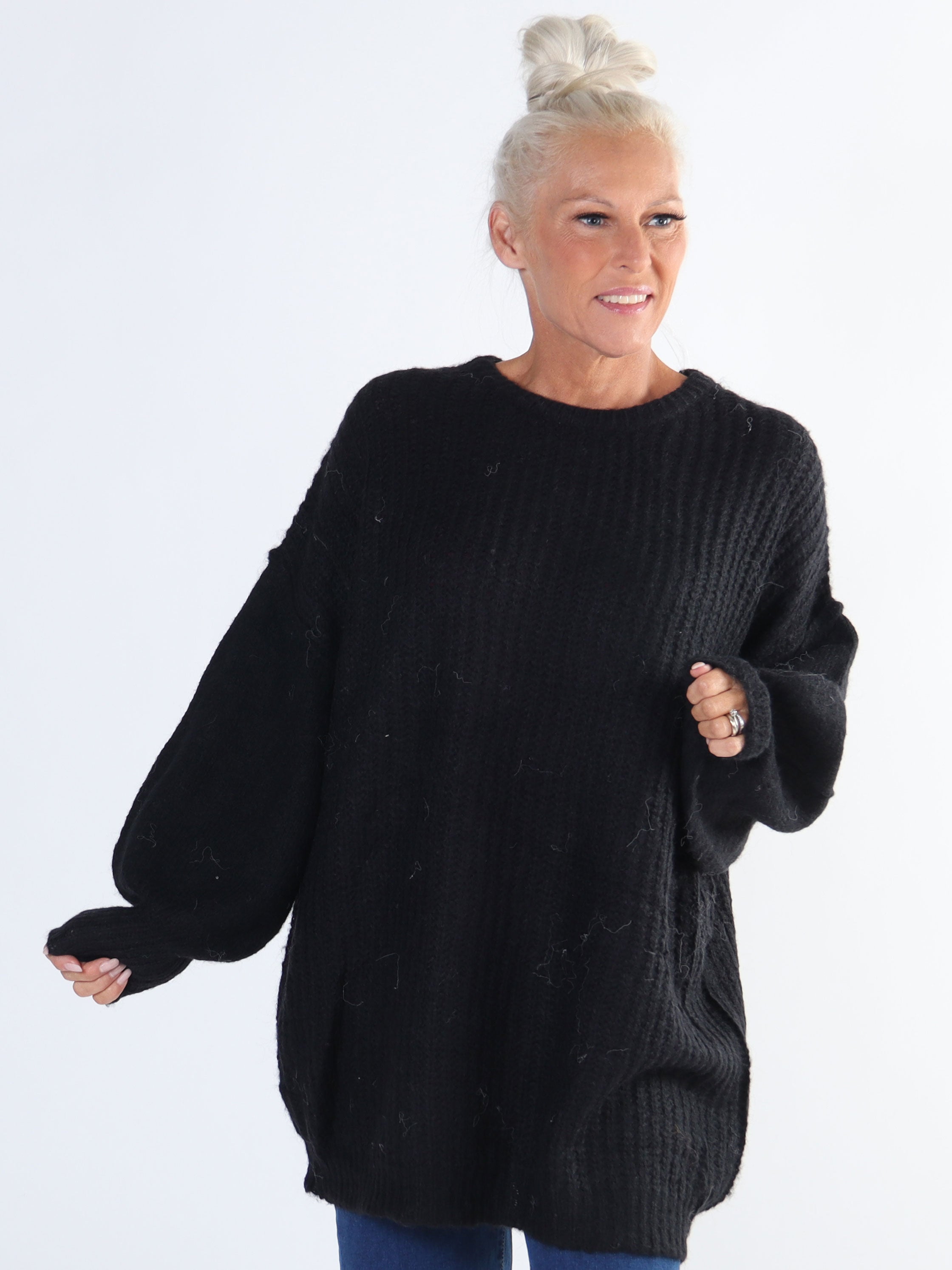 Leana - Lang blød plus size strikbluse med ballonærmer