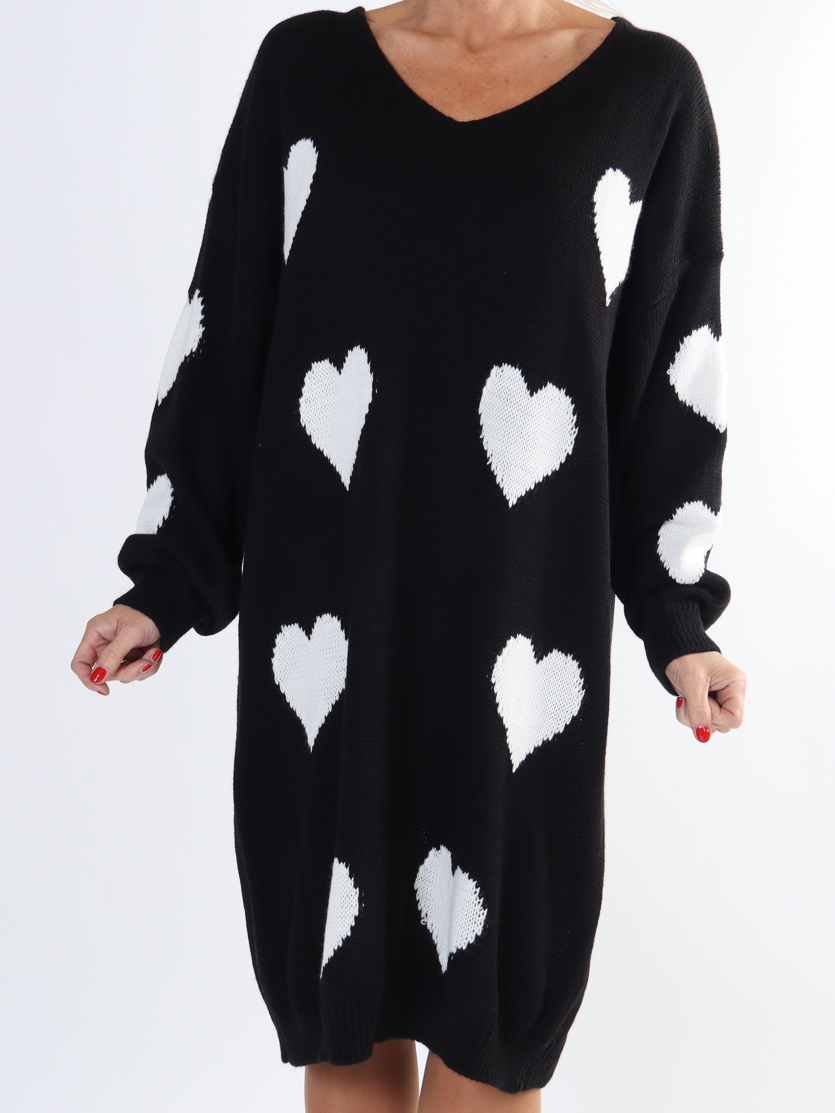 Lela - Plus size strikkjole med hjerter