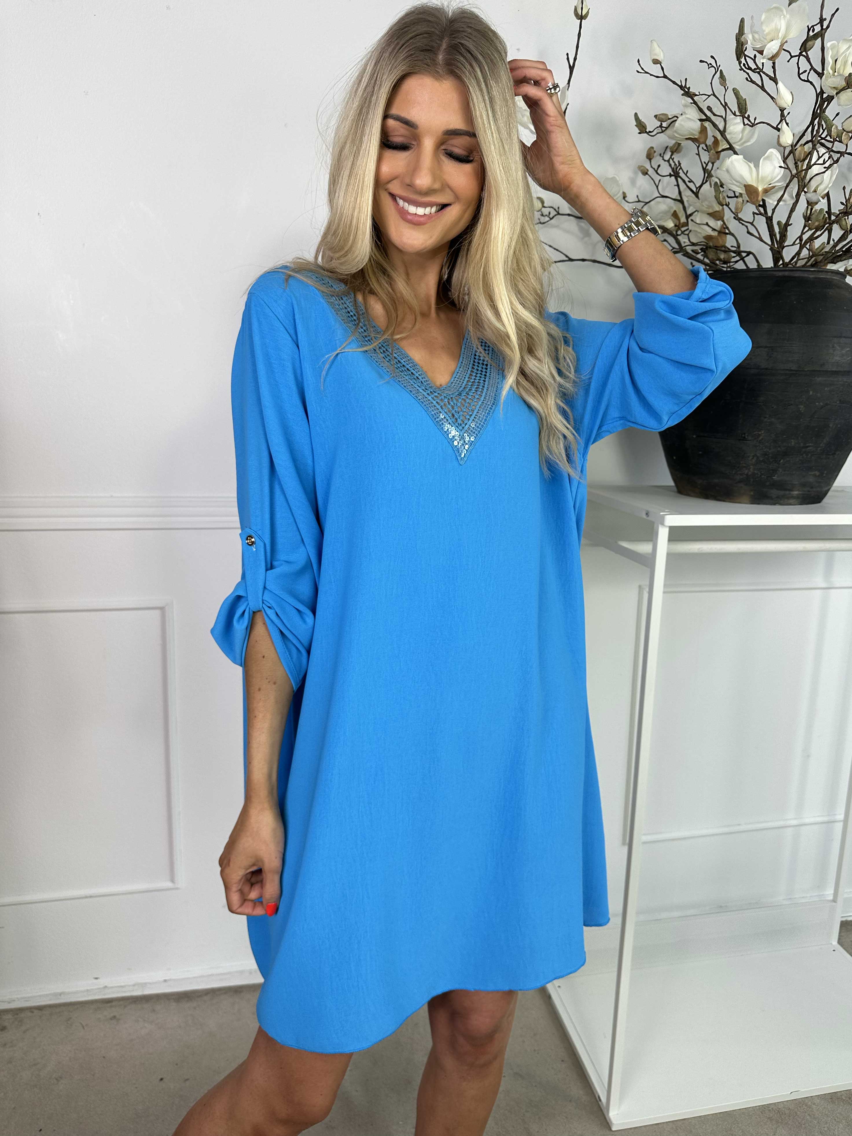 Lily - Tunikakjole i viskose med v-udskæring med pailletter