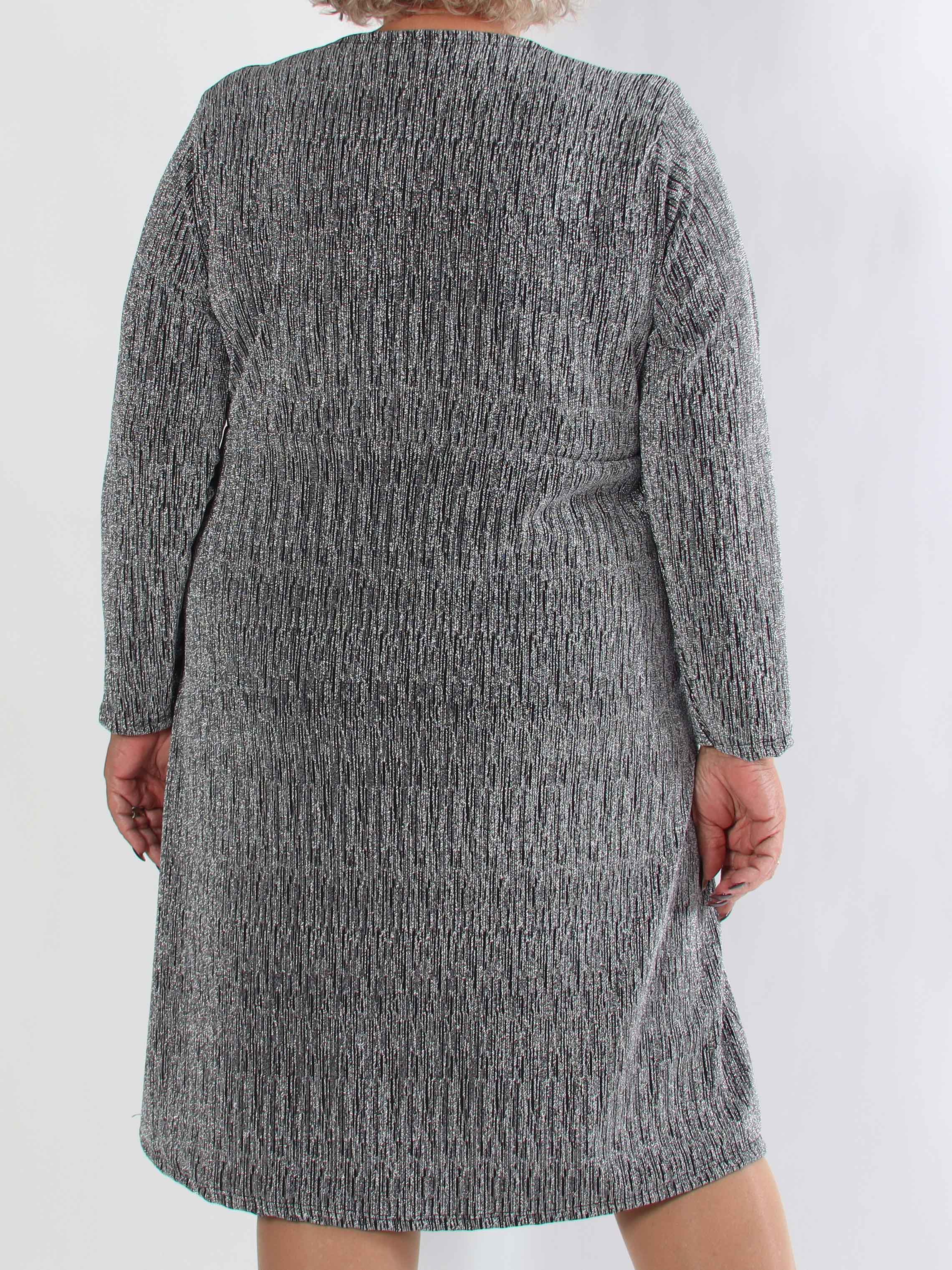 Lina - Plus size kjole med glimmertråde og krydsdetalje ved brystet