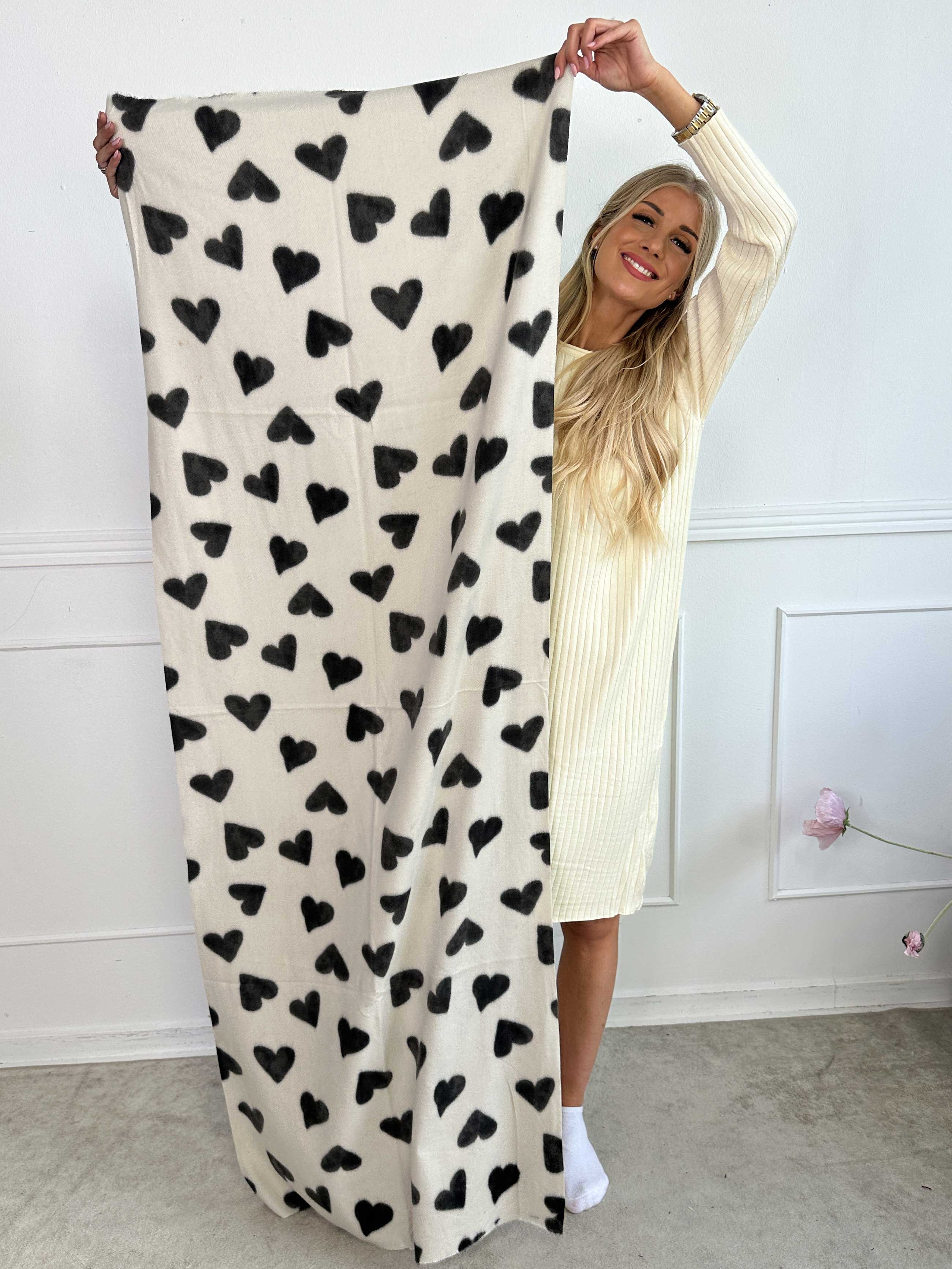 Linette - Blødt tørklæde med hjerter i viskose og uld