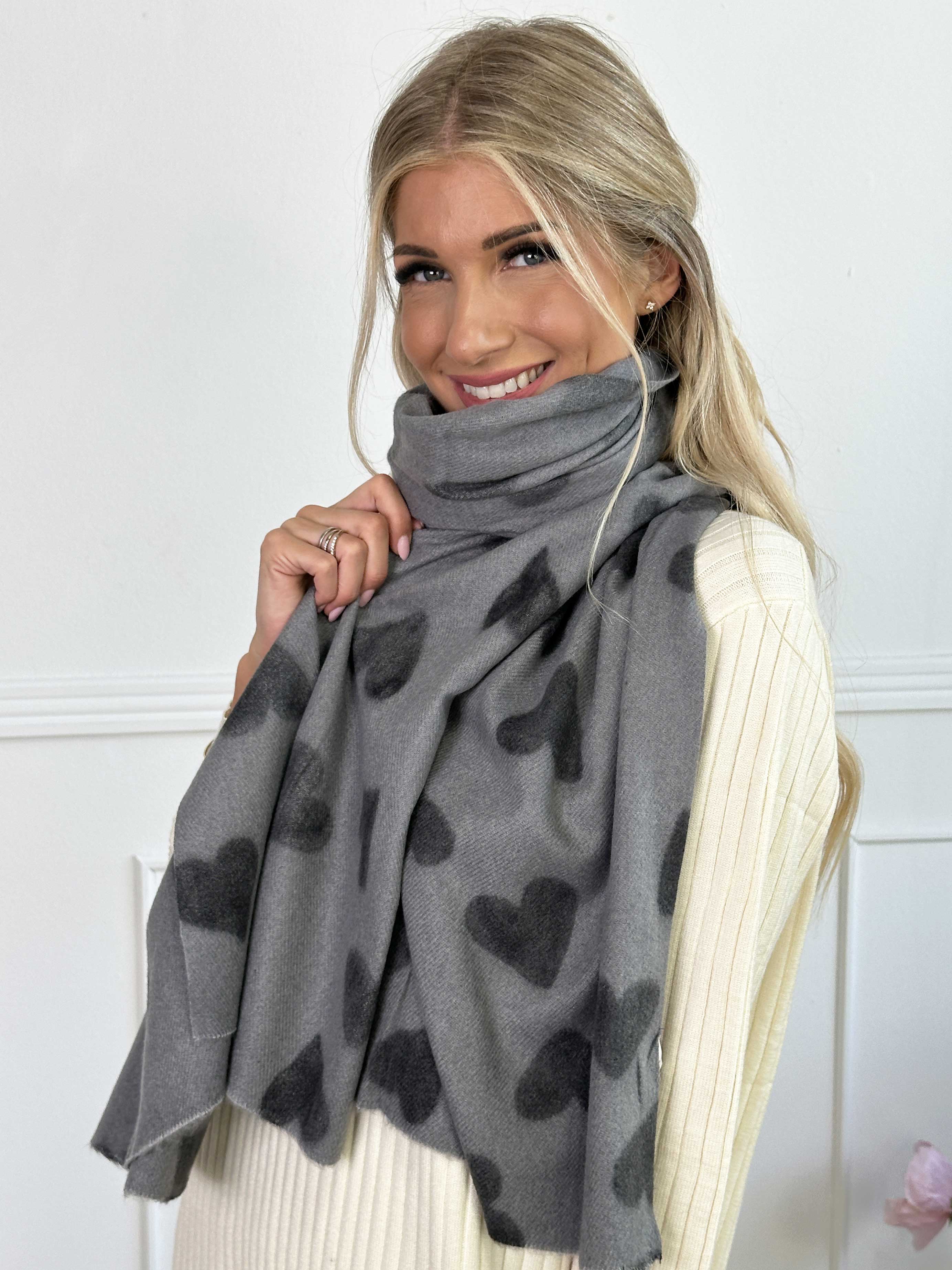 Linette - Blødt tørklæde med hjerter i viskose og uld