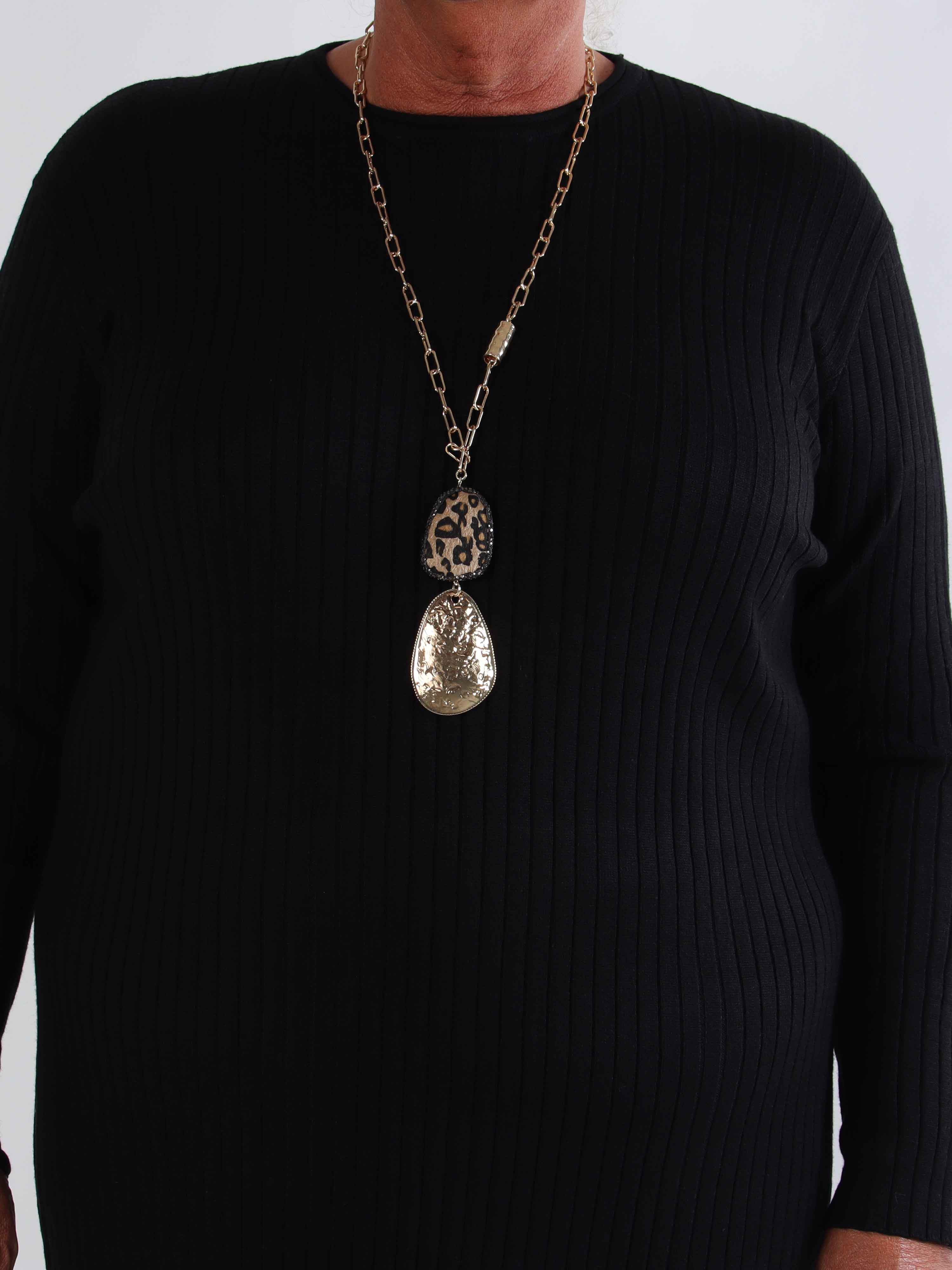 Livunn - Blød elastisk strikkjole med rib