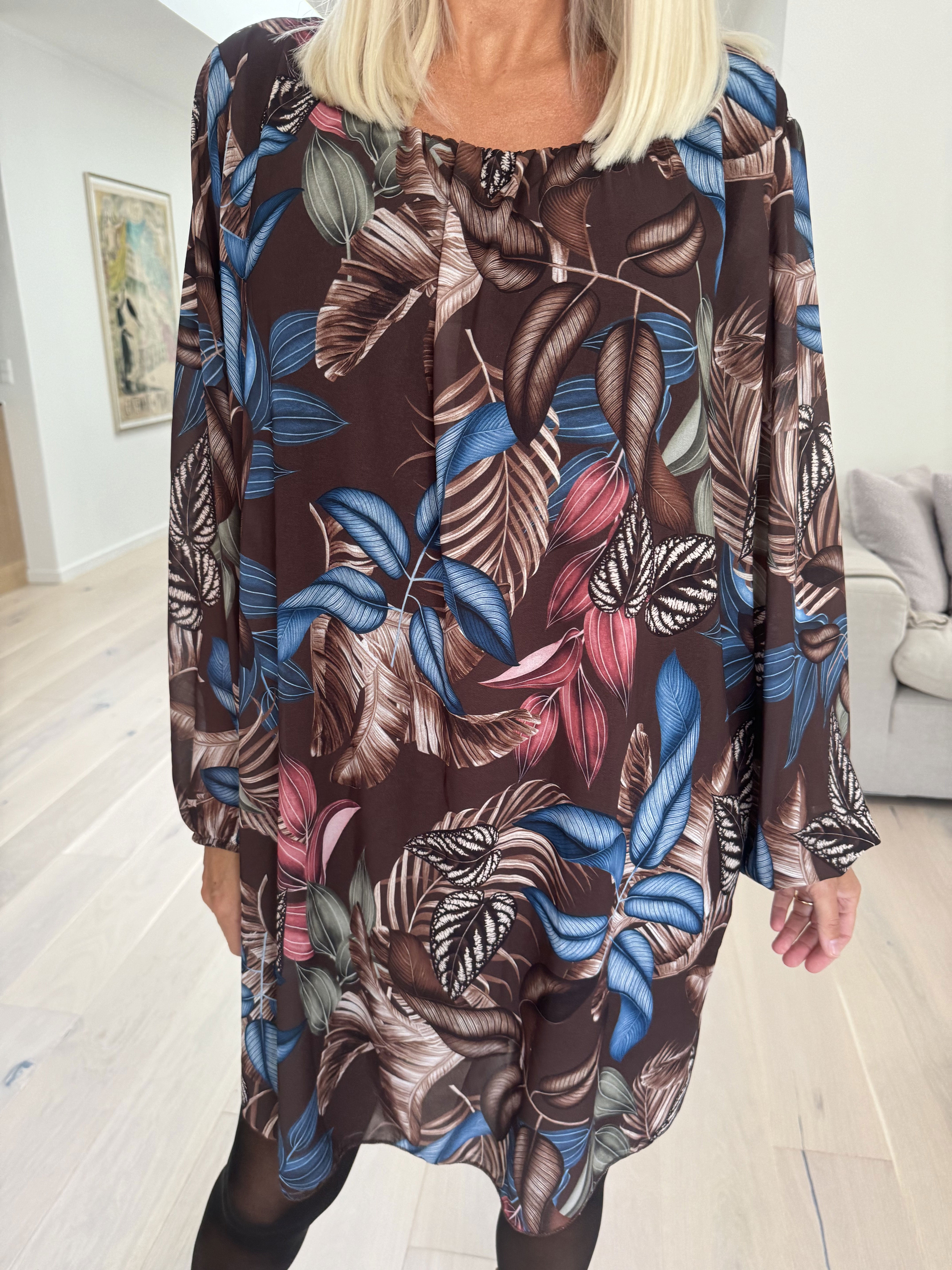 Lola - Sød tunikakjole med bladmønster