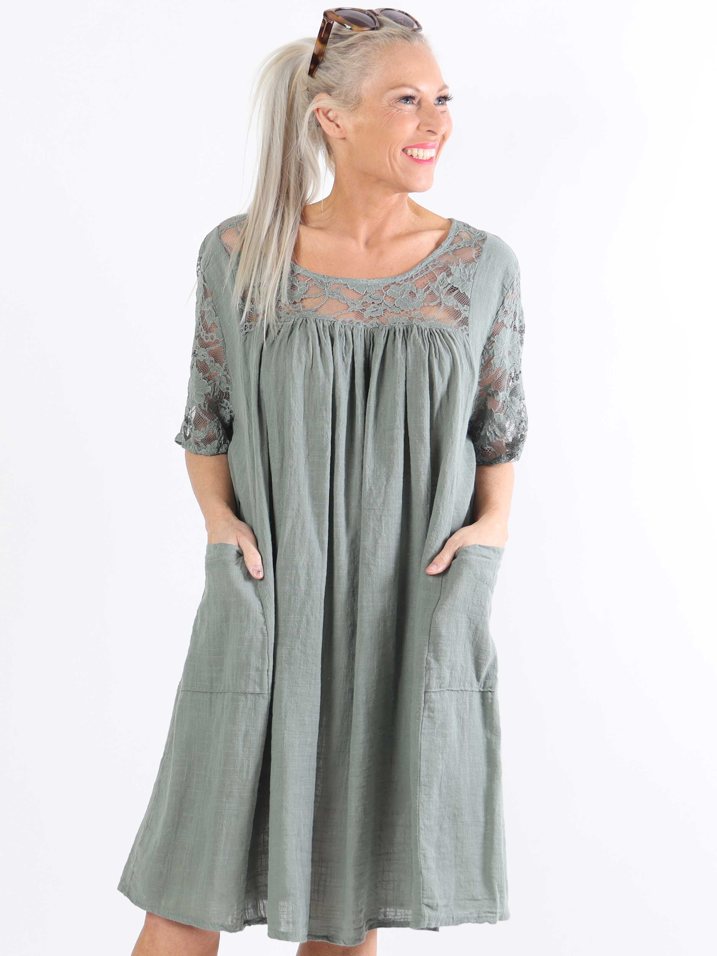 Lovisa - Sød plussize bomuldskjole med lommer