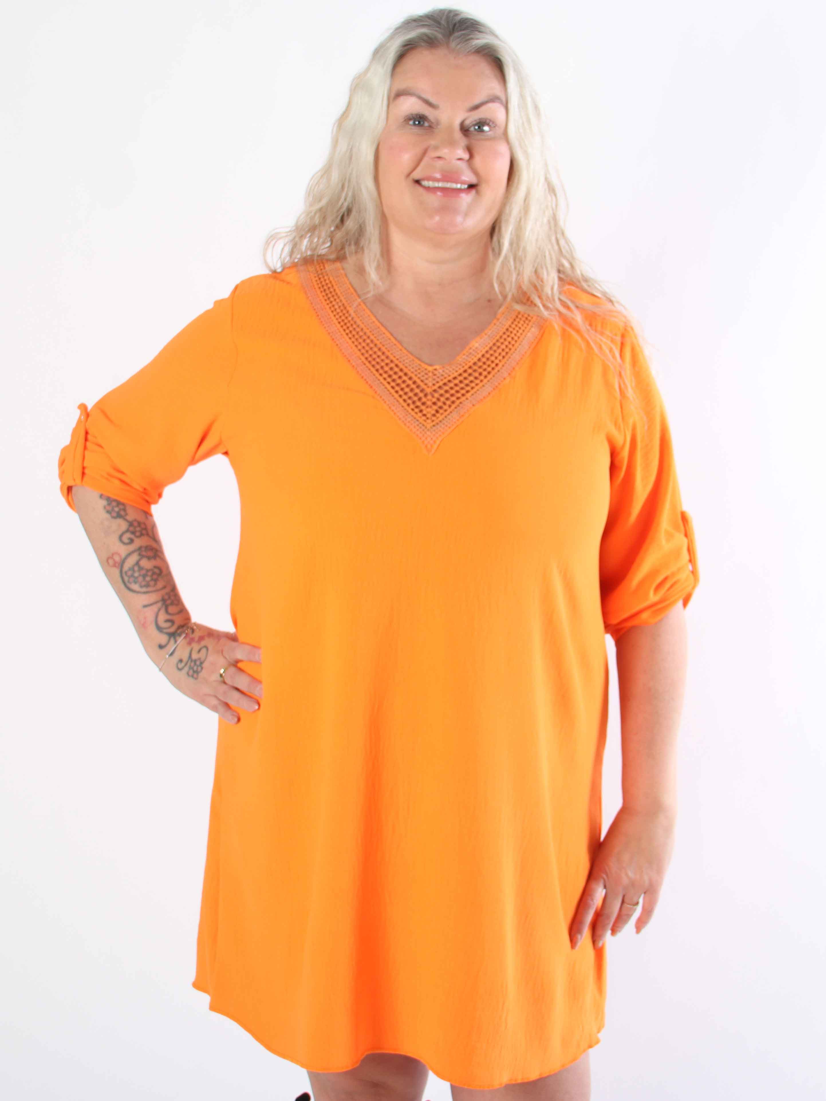 Lily - Plus size tunikakjole i viskose med pailletter