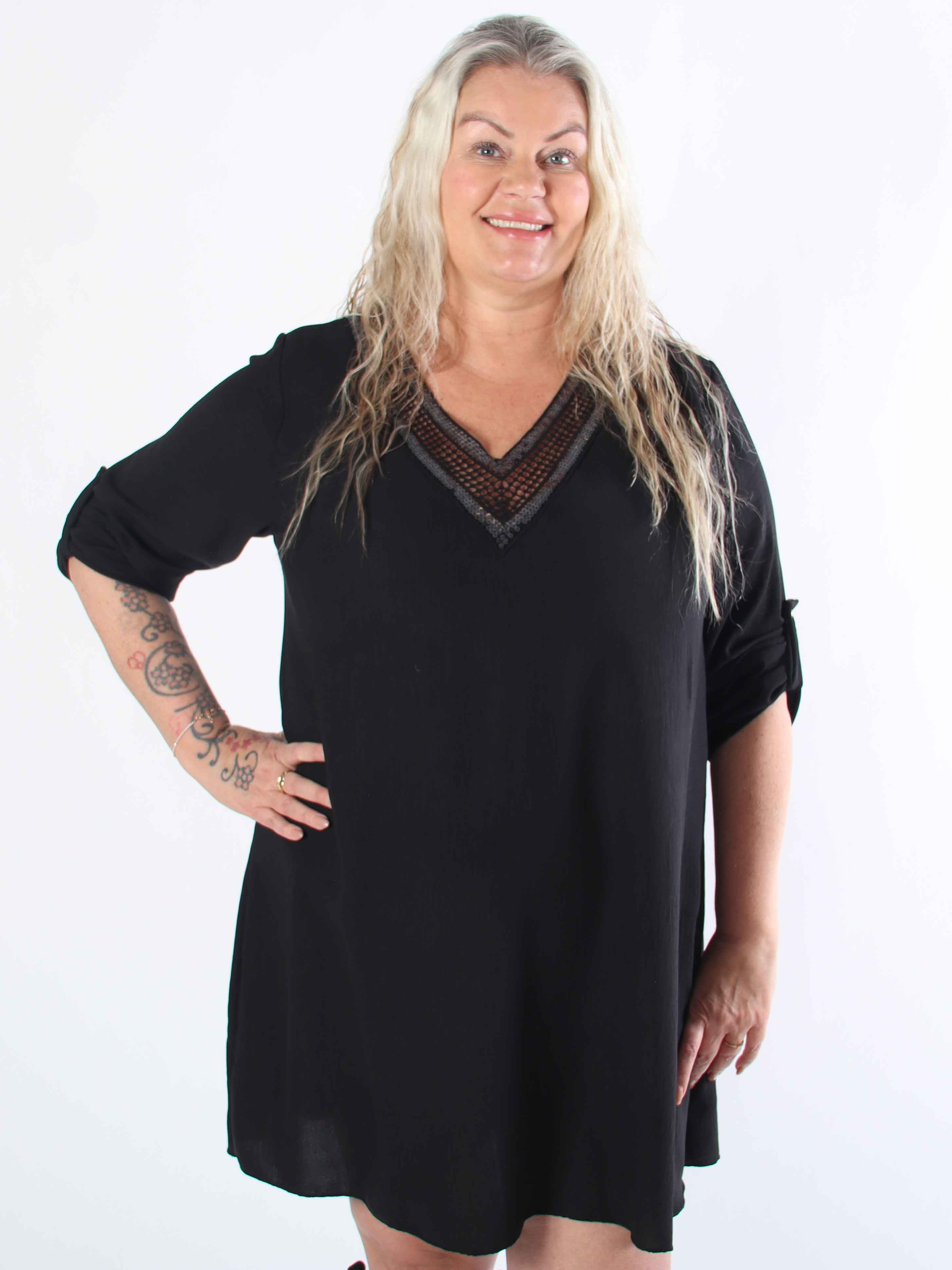 Lily - Plus size tunikakjole i viskose med pailletter