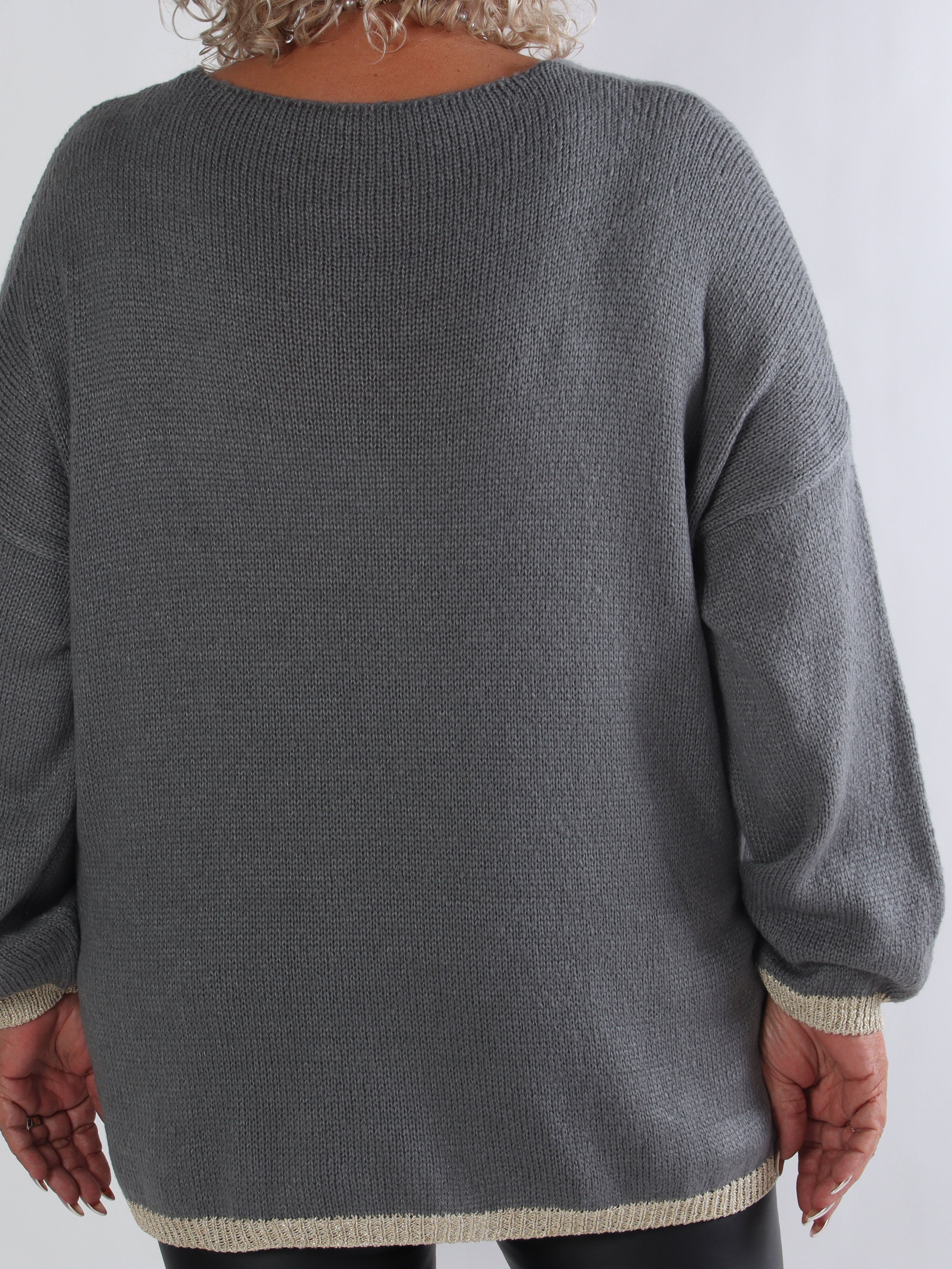 Lydia - Plus size striktrøje med hjerter i guld glimmertråde