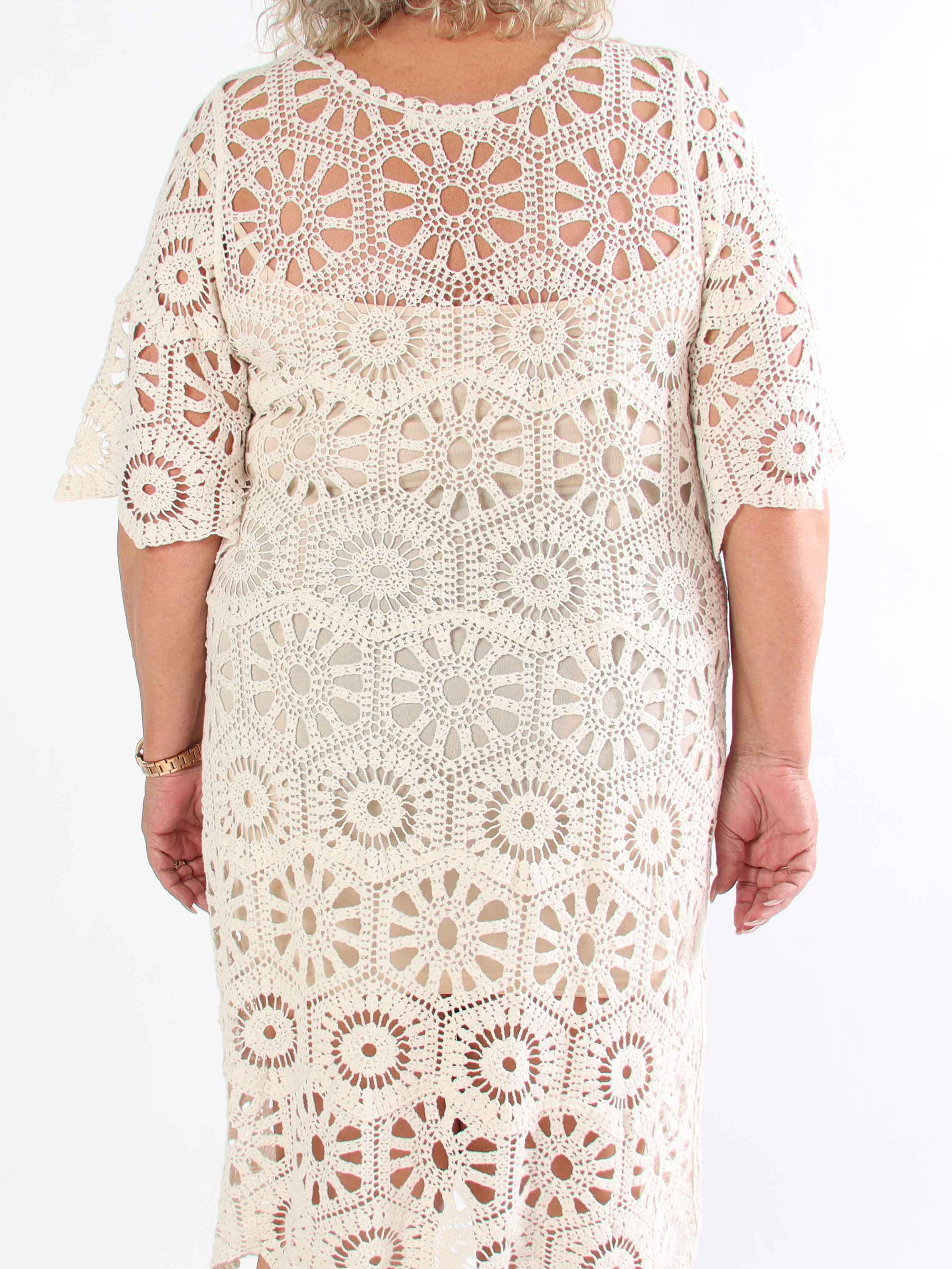 Mabel - Sød plus size hæklet kjole i bomuld