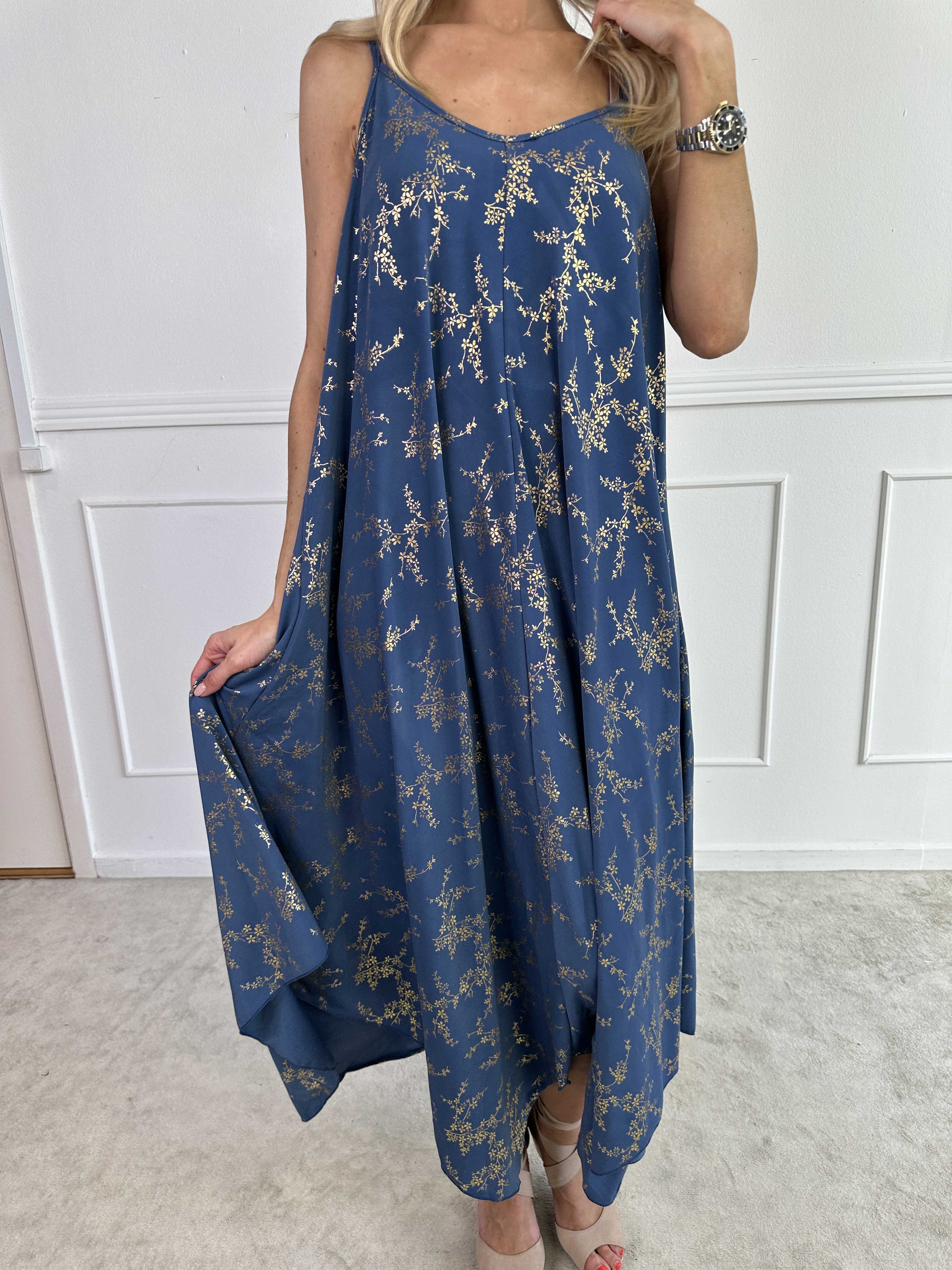 Maisie Gold - Stropkjole i elastisk stof med guld print