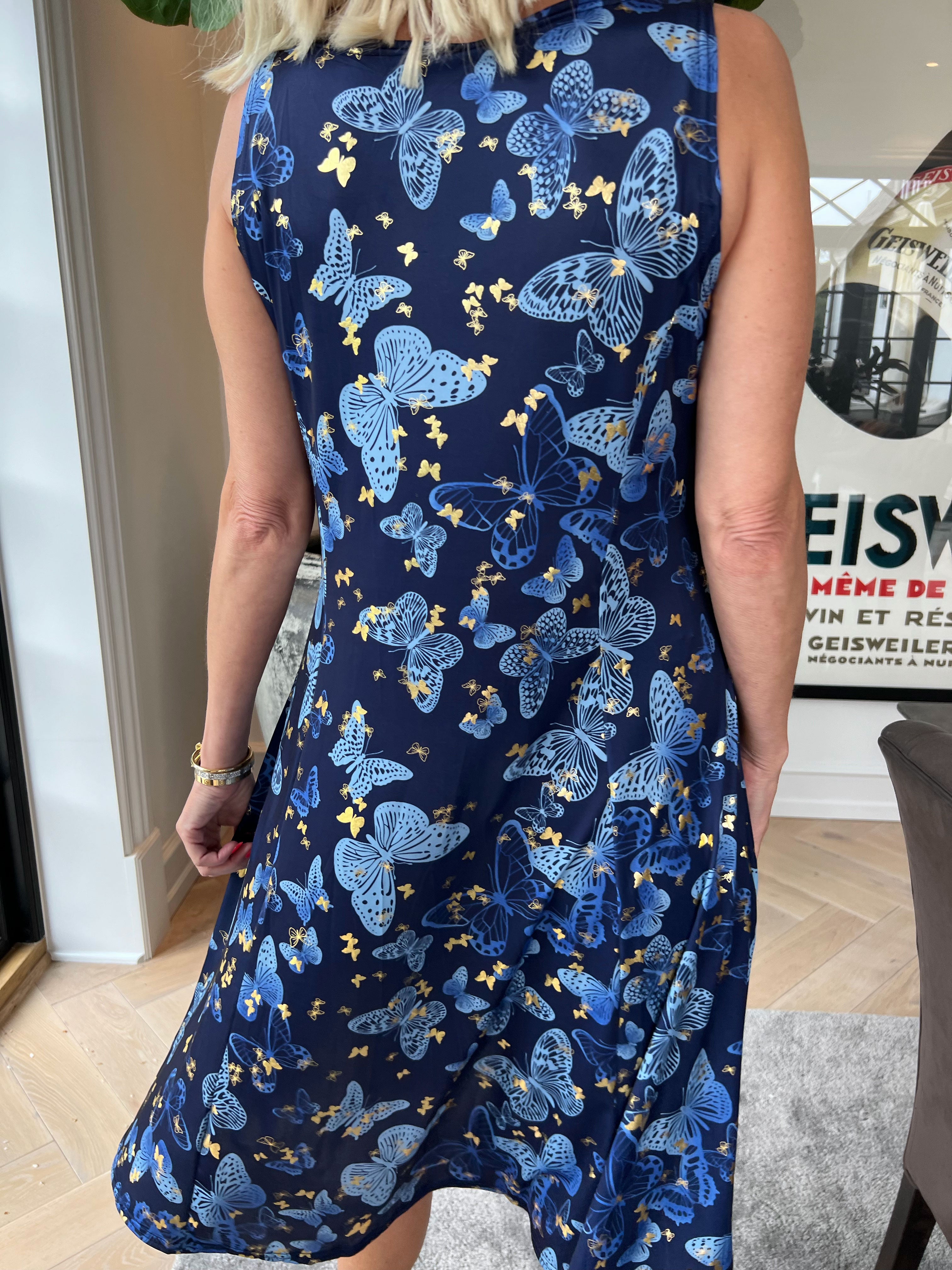 Maj Butterfly - Elastisk sommerkjole i a-facon med sommerfugleprint