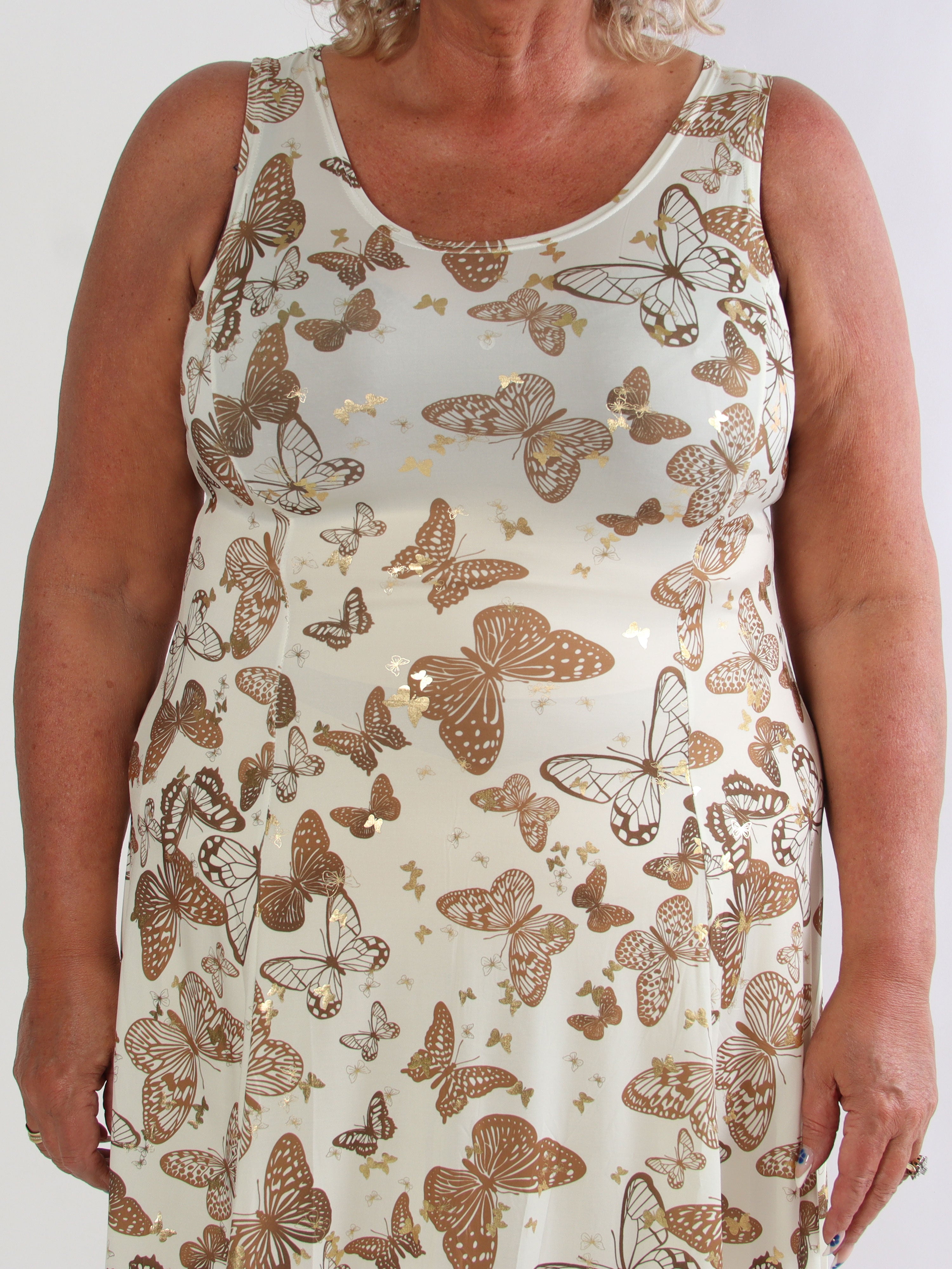 Maj Butterfly - Plus size sommerkjole i a-facon med sommerfugleprint