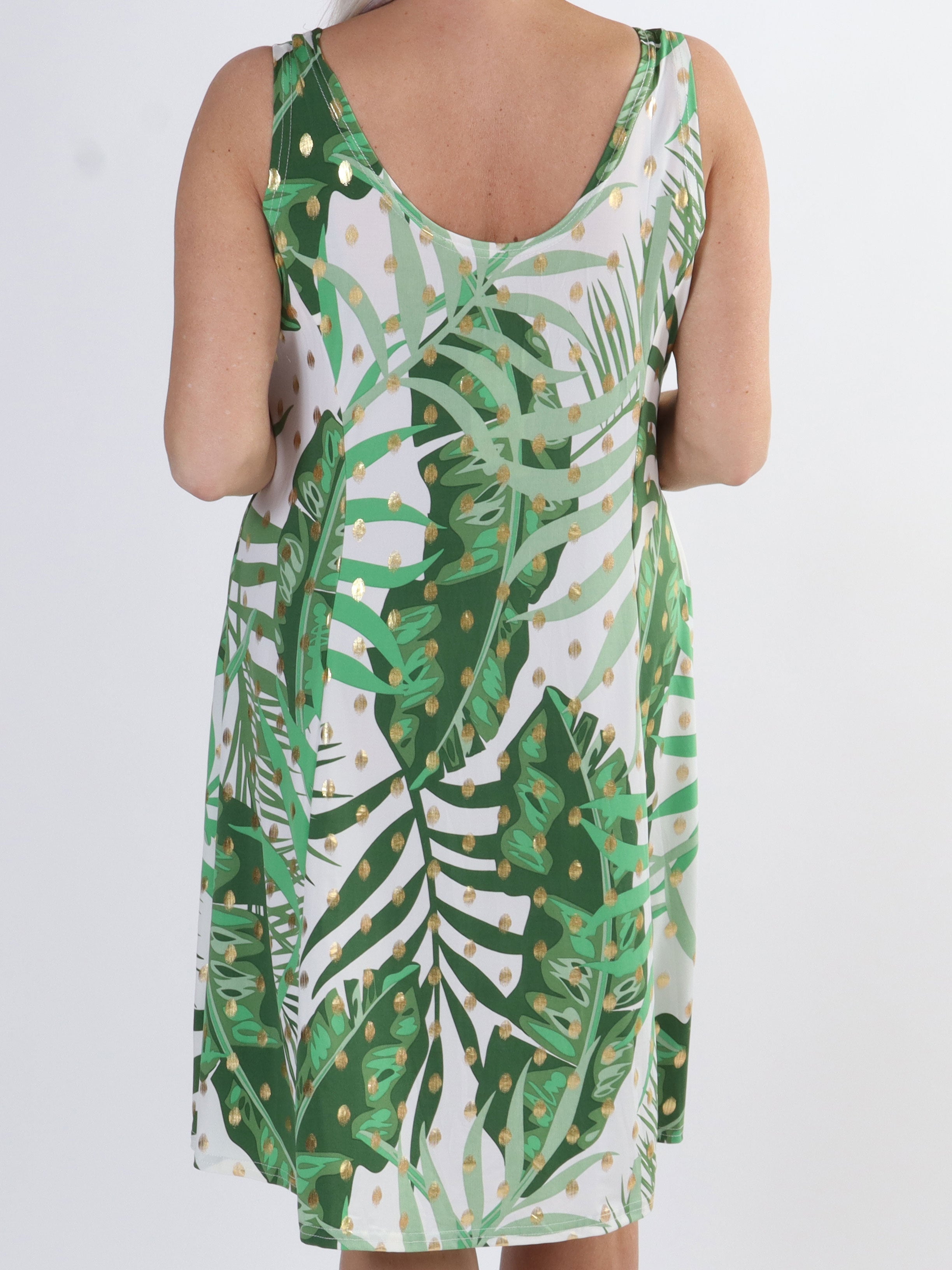 Maj - Sød elastisk plus size sommerkjole med guld pletter