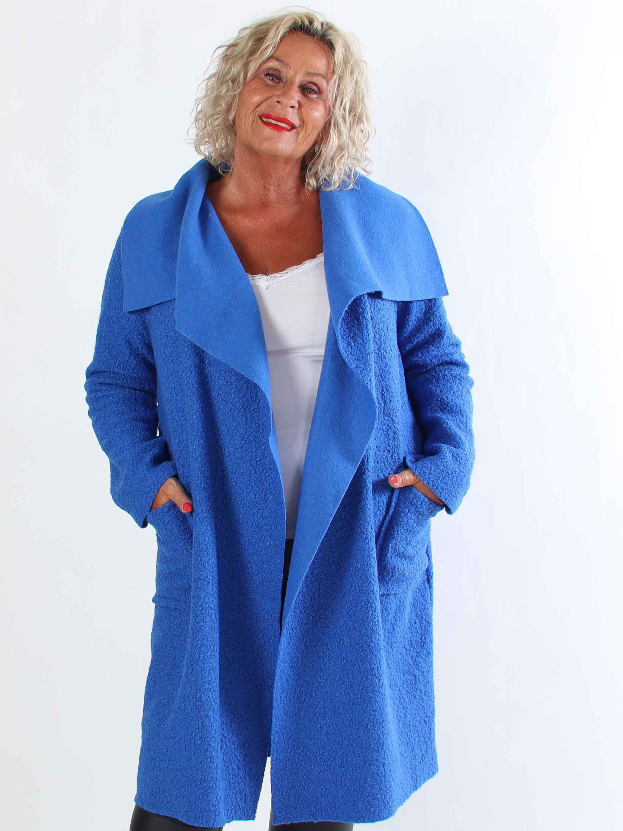 Malfrid - Plus size frakke i blød teddy med shiny stjerner