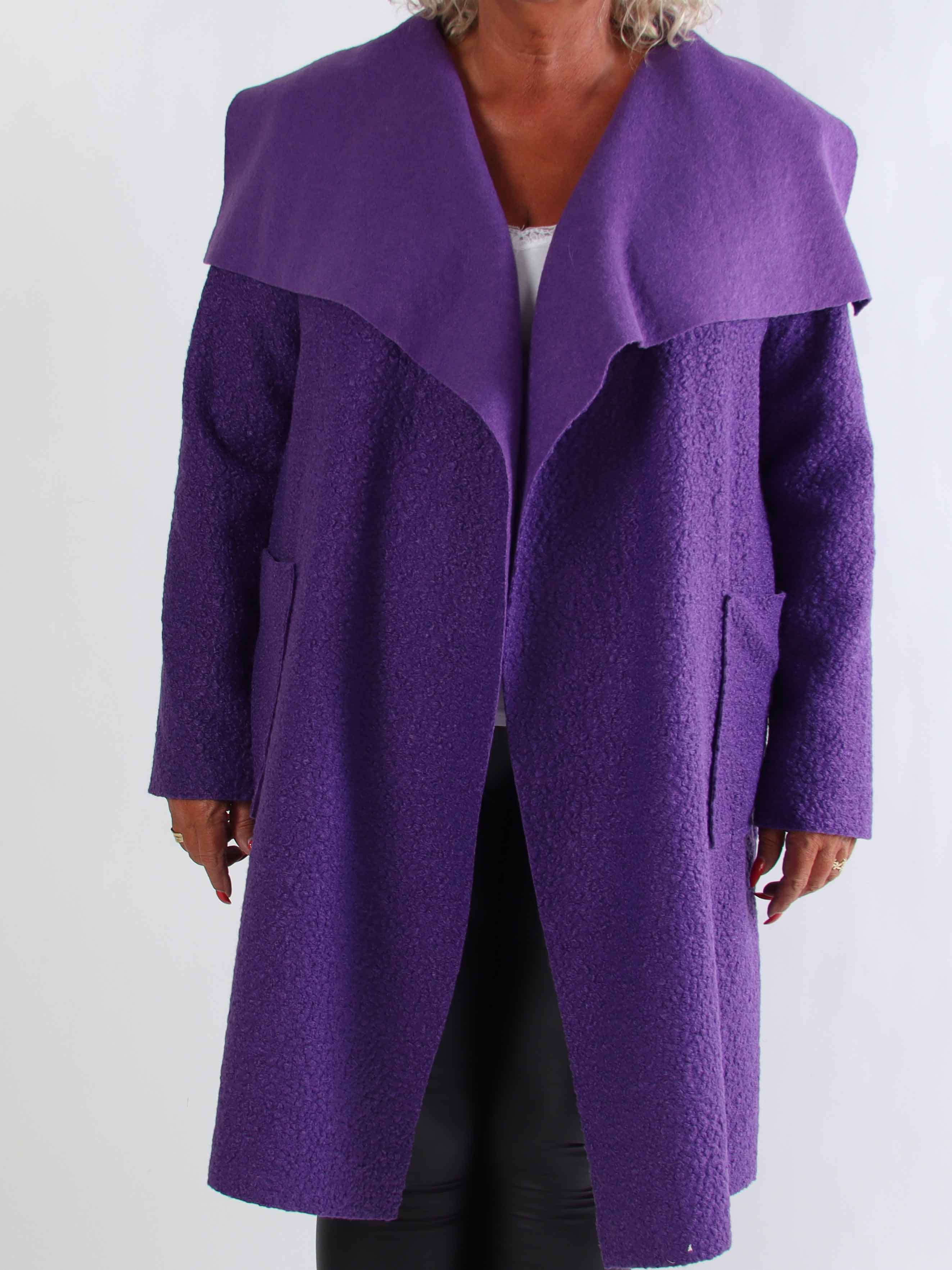 Malfrid - Plus size frakke i blød teddy med shiny stjerner