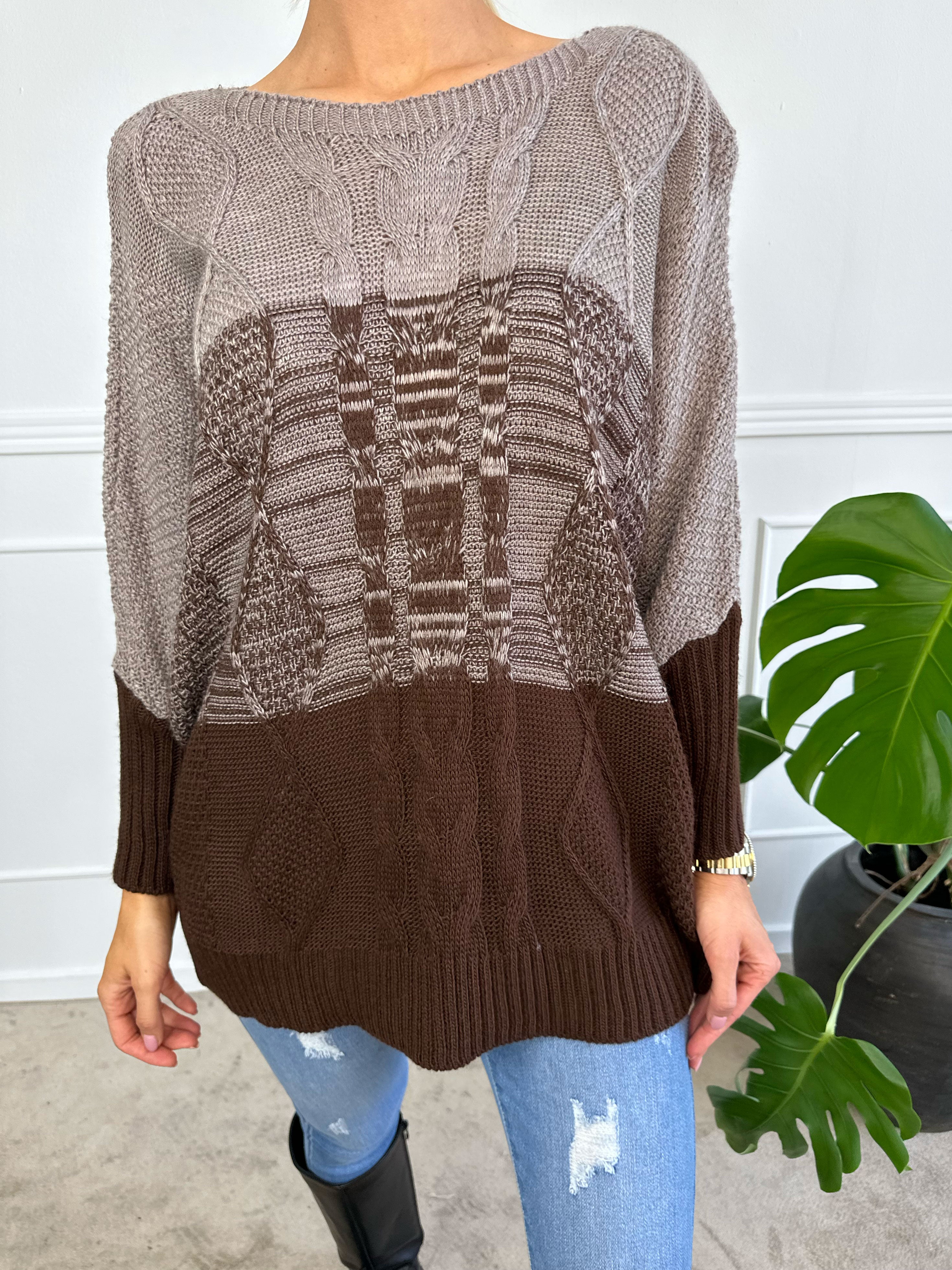 Malika - Flerfarvet strik med flagermusærmer