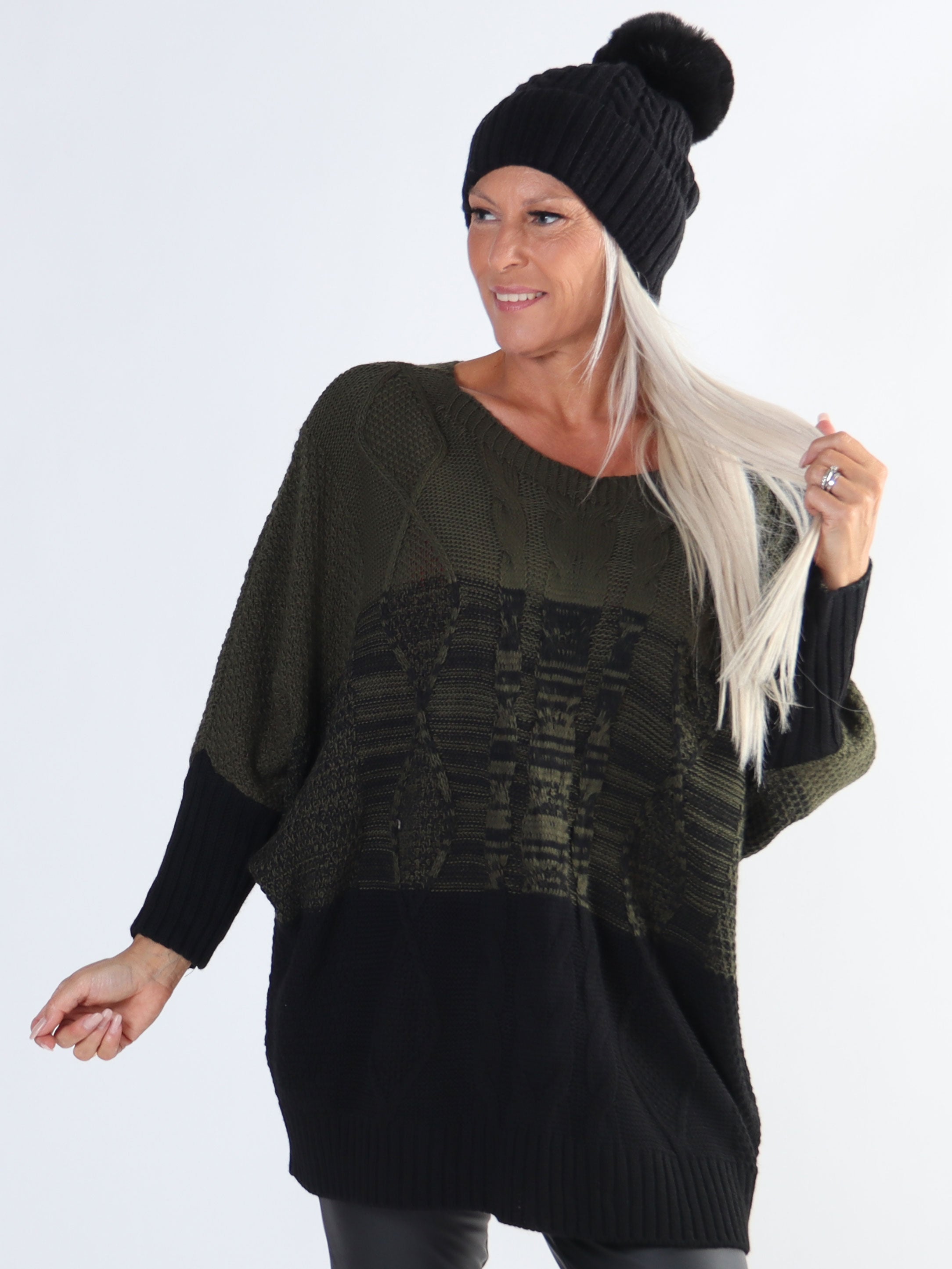 Malika - Flerfarvet plus size strik med flagermusærmer