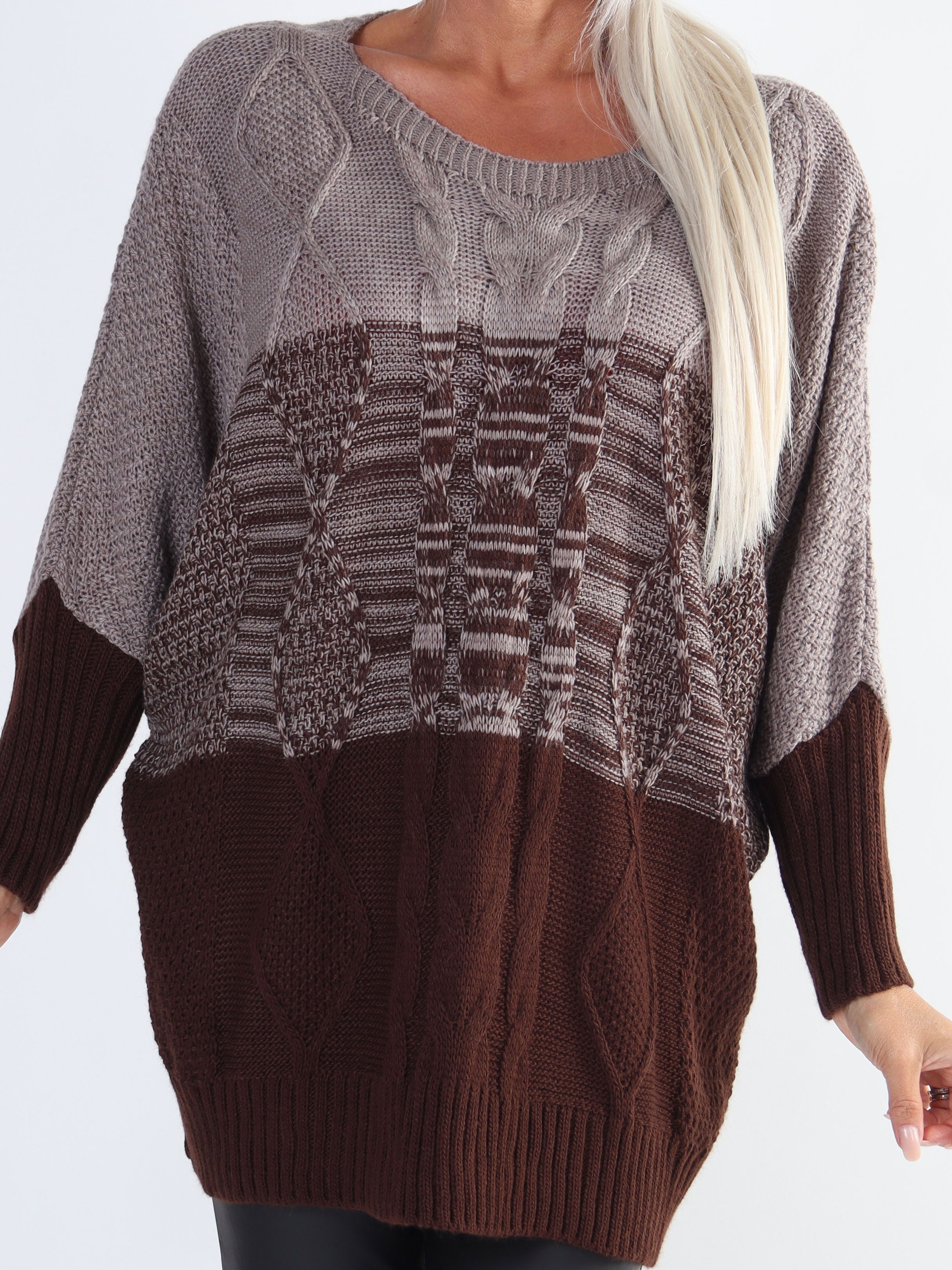 Malika - Flerfarvet plus size strik med flagermusærmer