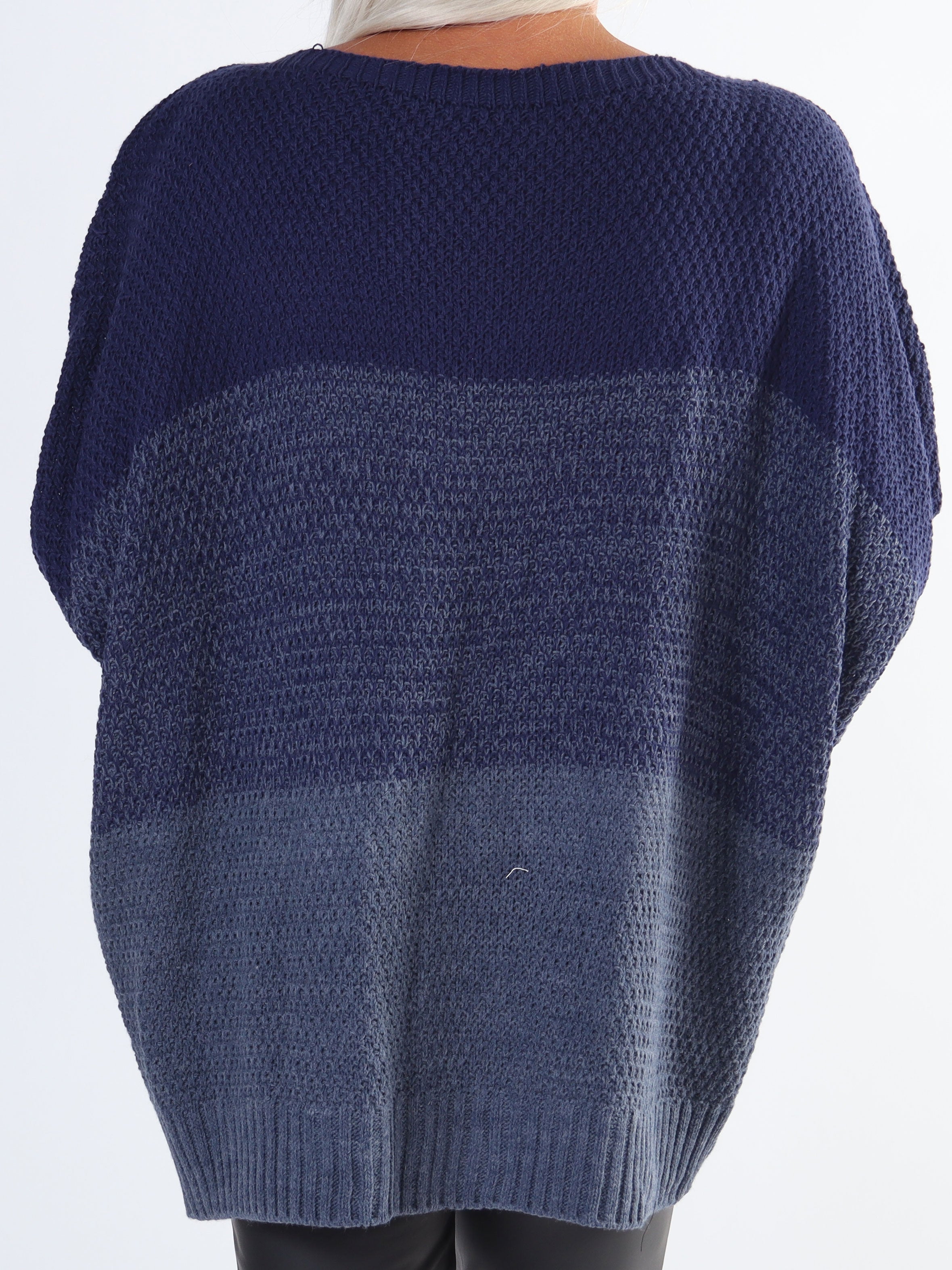 Malika - Flerfarvet plus size strik med flagermusærmer