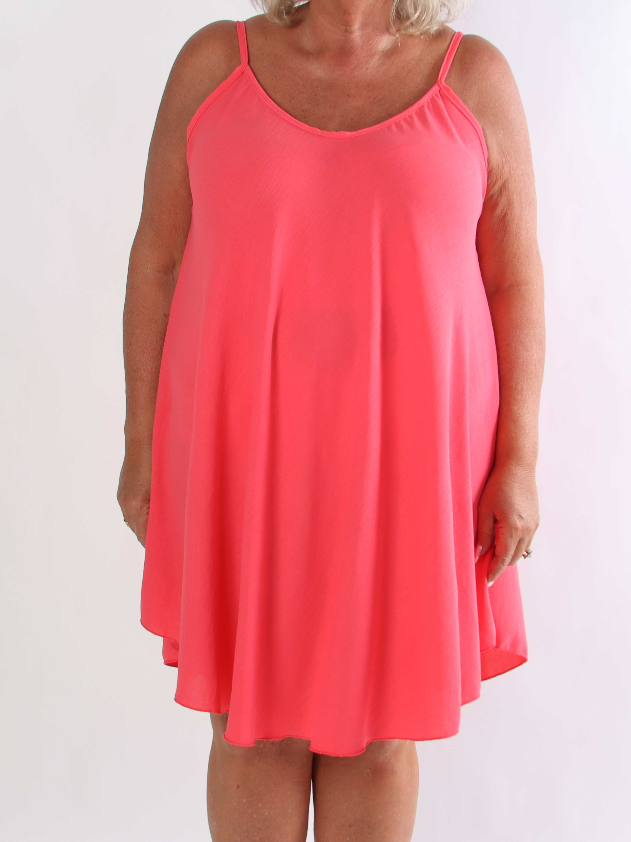 Marceline Short - Kort plus size stropkjole i viskose med A-facon