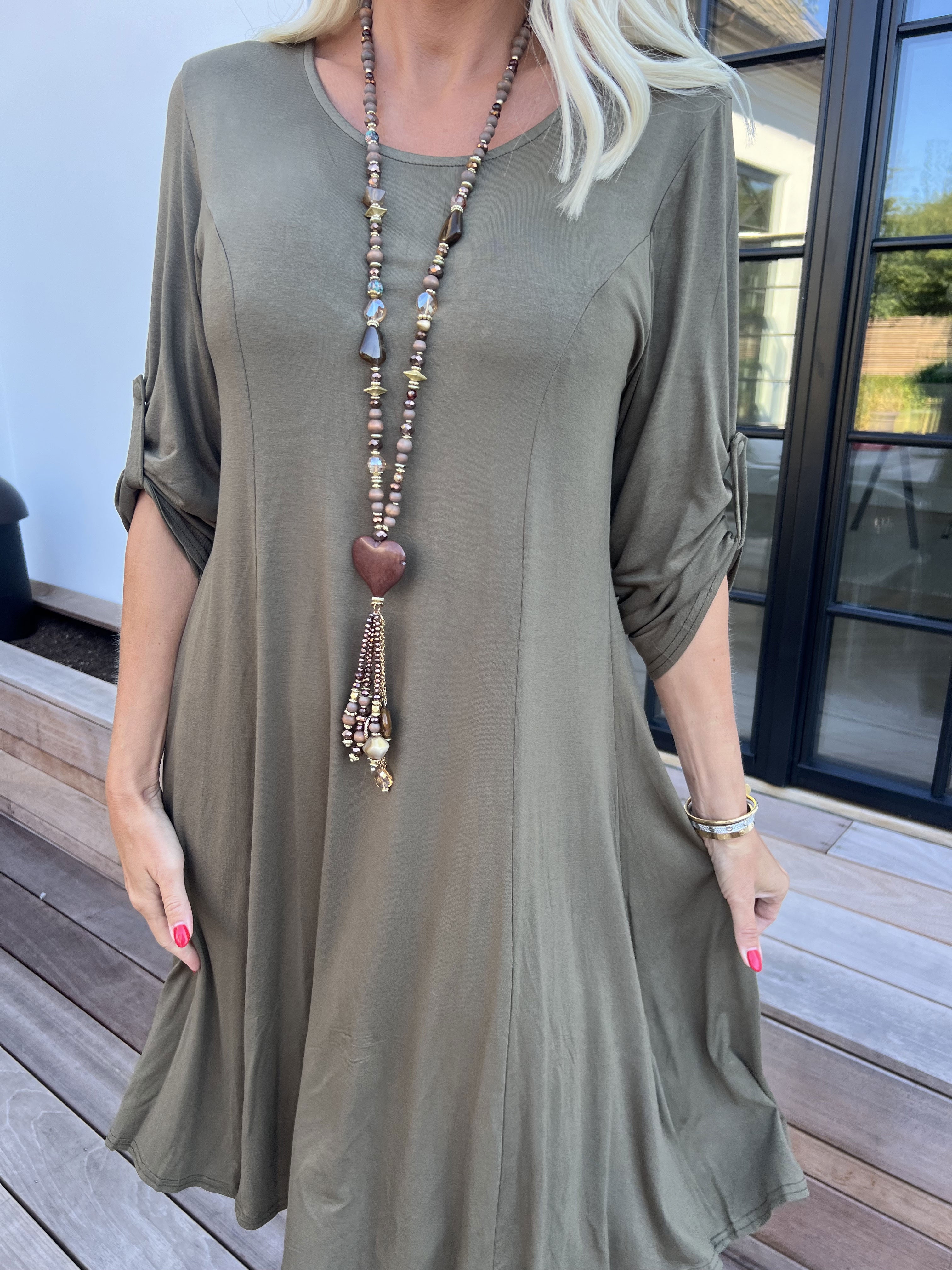 Marlene Plain - Ensfarvet kjole i viskose med a-facon