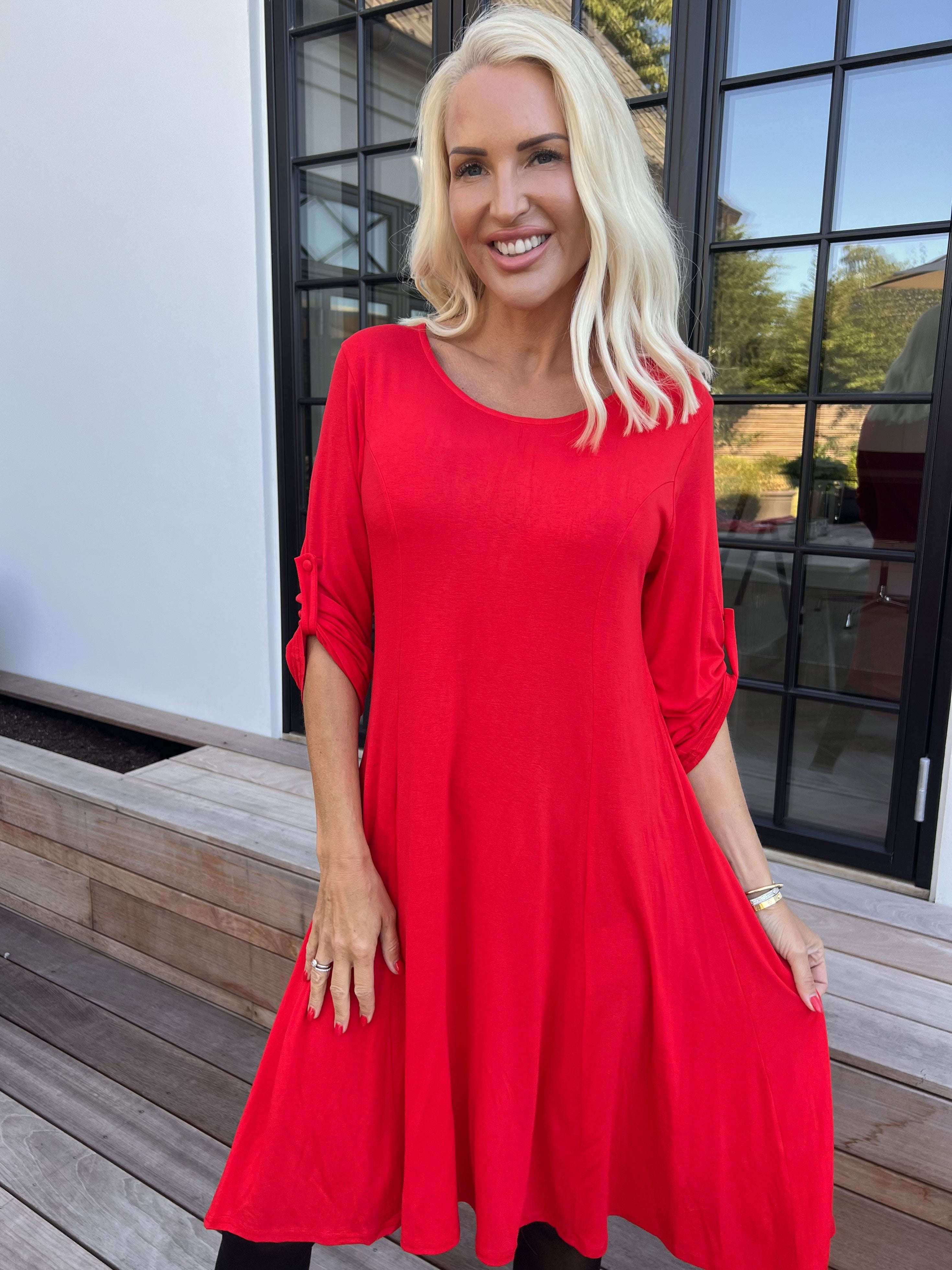 Marlene Plain - Ensfarvet kjole i viskose med a-facon