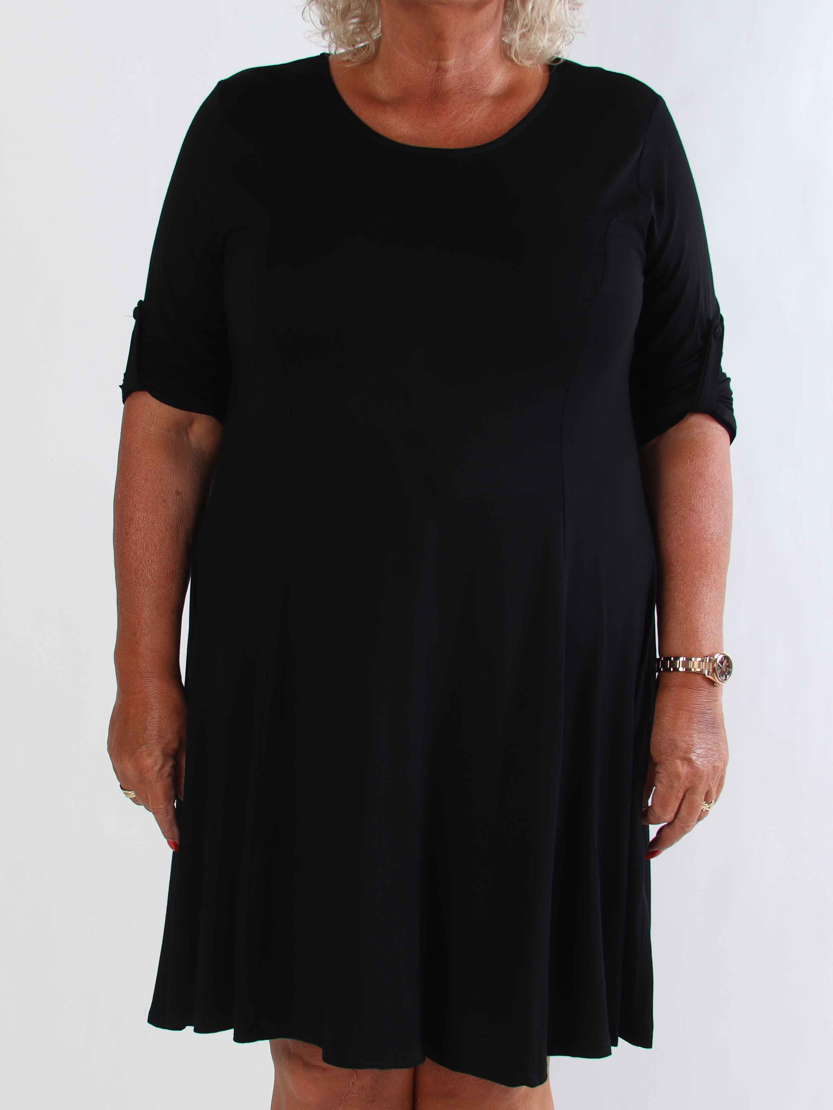 Marlene Plain - Ensfarvet kjole i viskose med a-facon