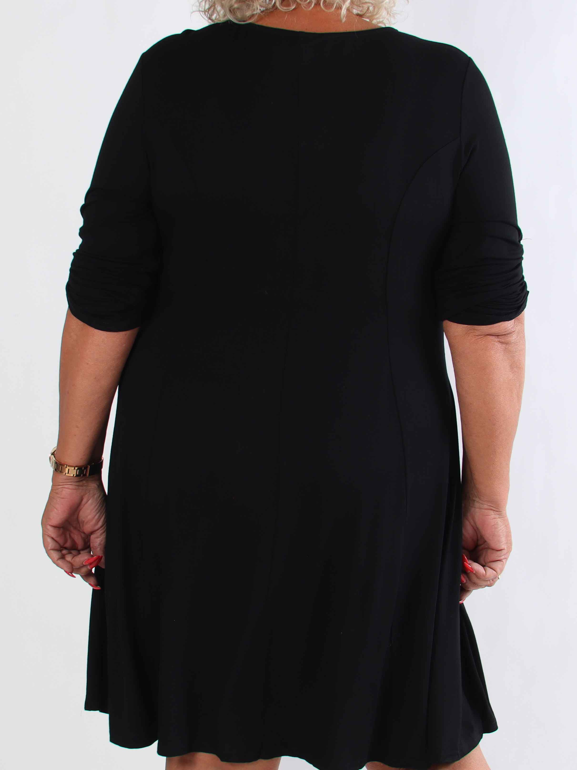 Marlene Plain - Ensfarvet kjole i viskose med a-facon