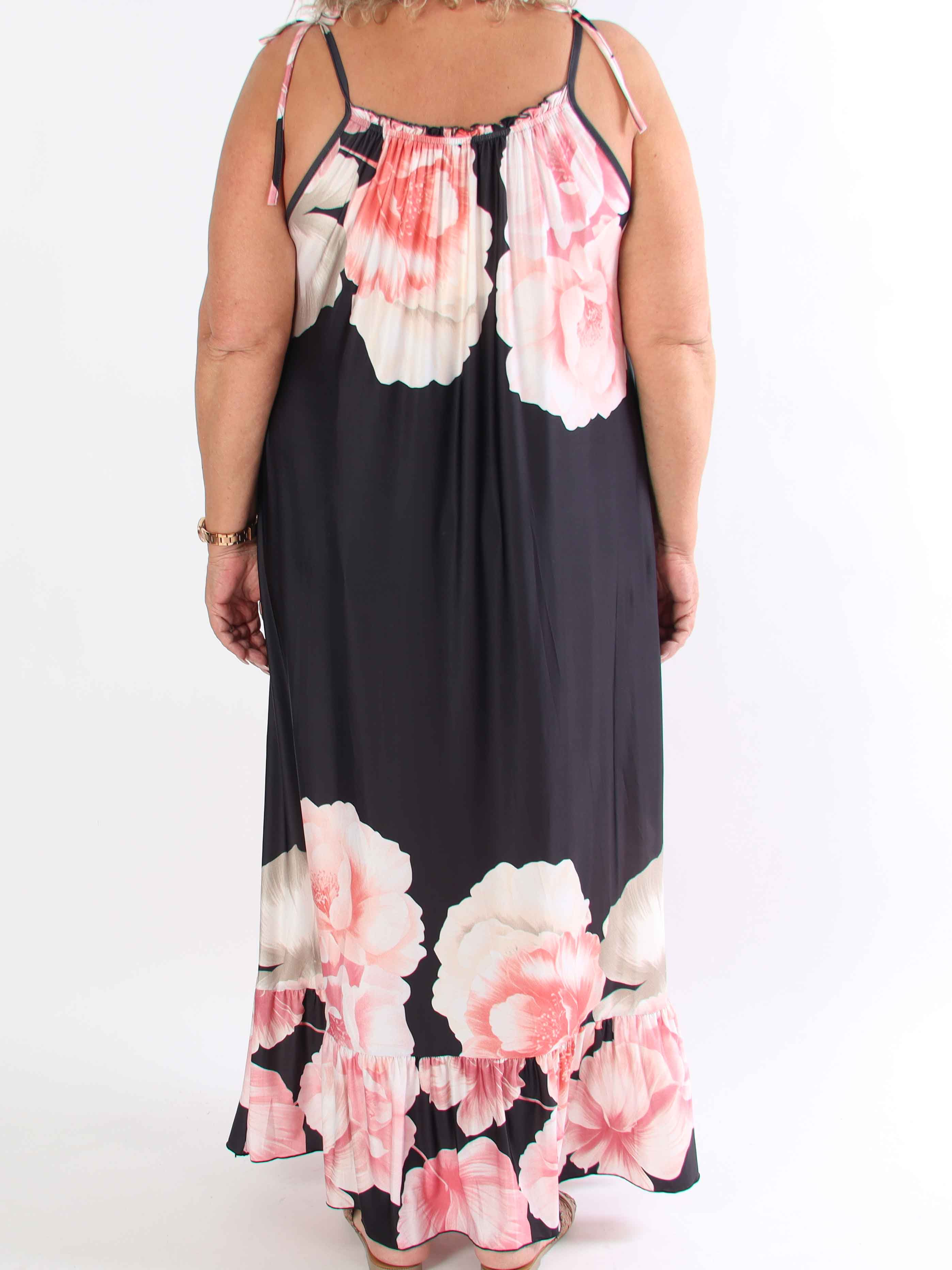 Maya - Elastisk plus size sommerkjole med blomster