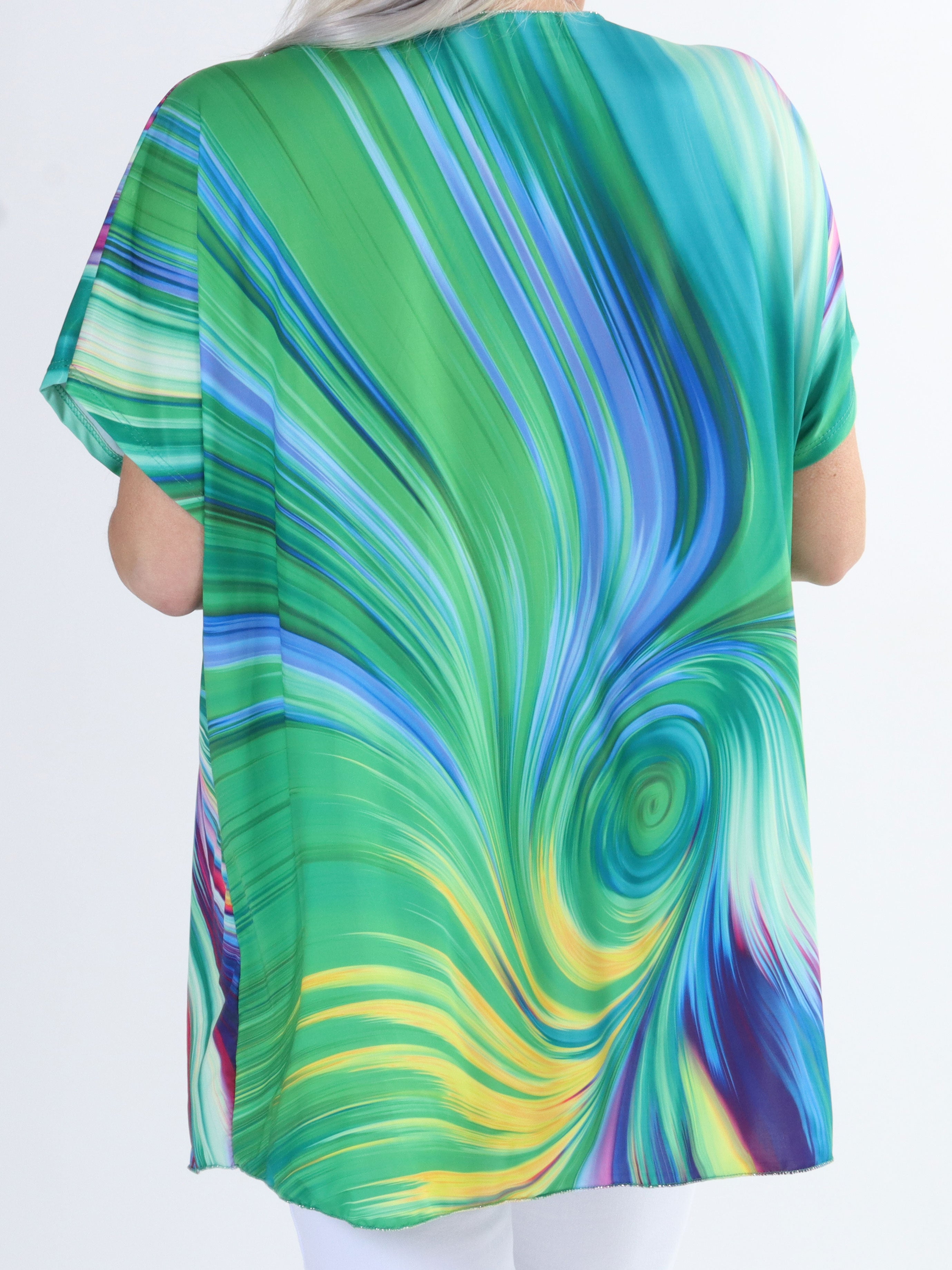 Meghan - Flerfarvet plus size bluse med tynd glimmerkant