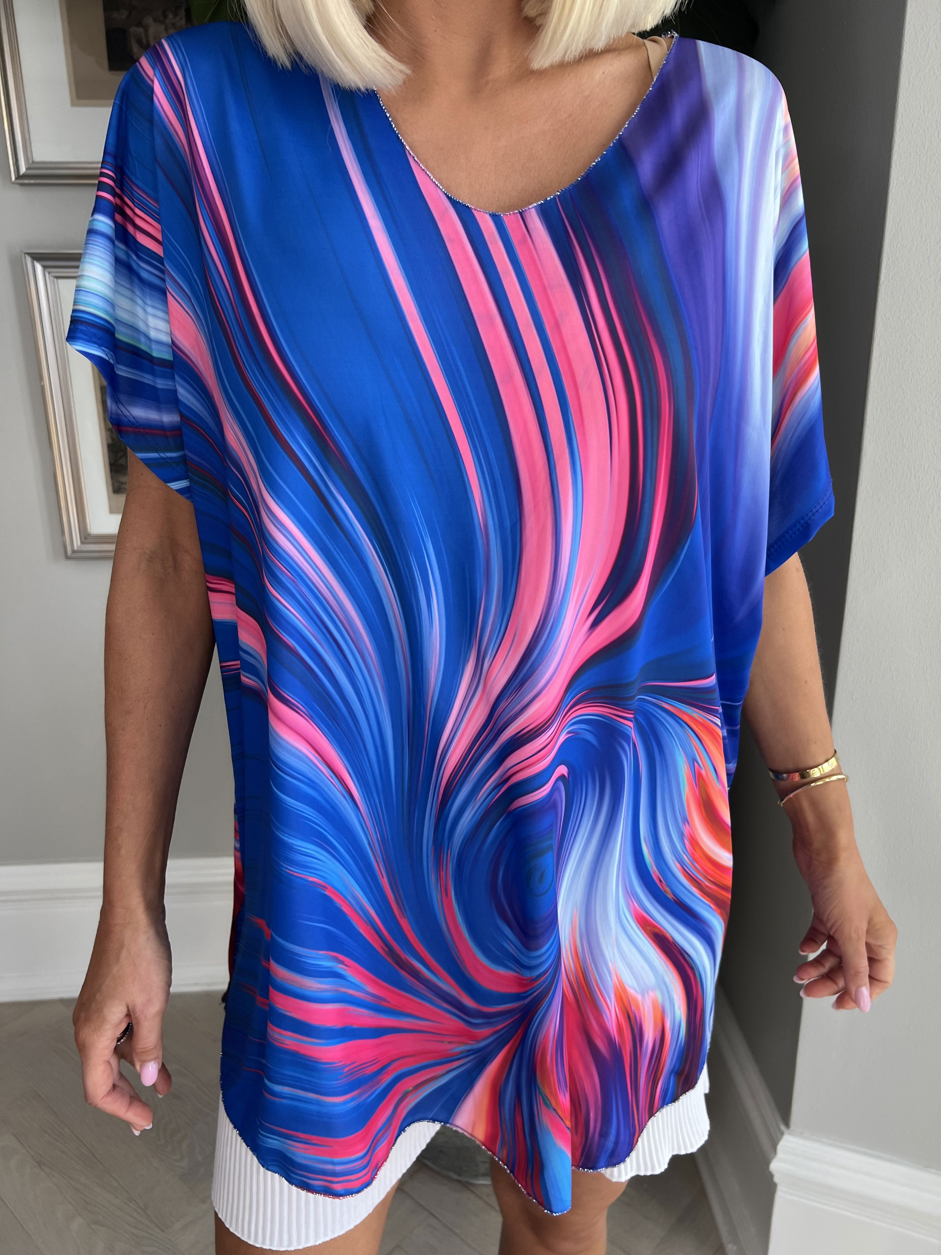 Meghan - Flerfarvet bluse med tynd glimmerkant