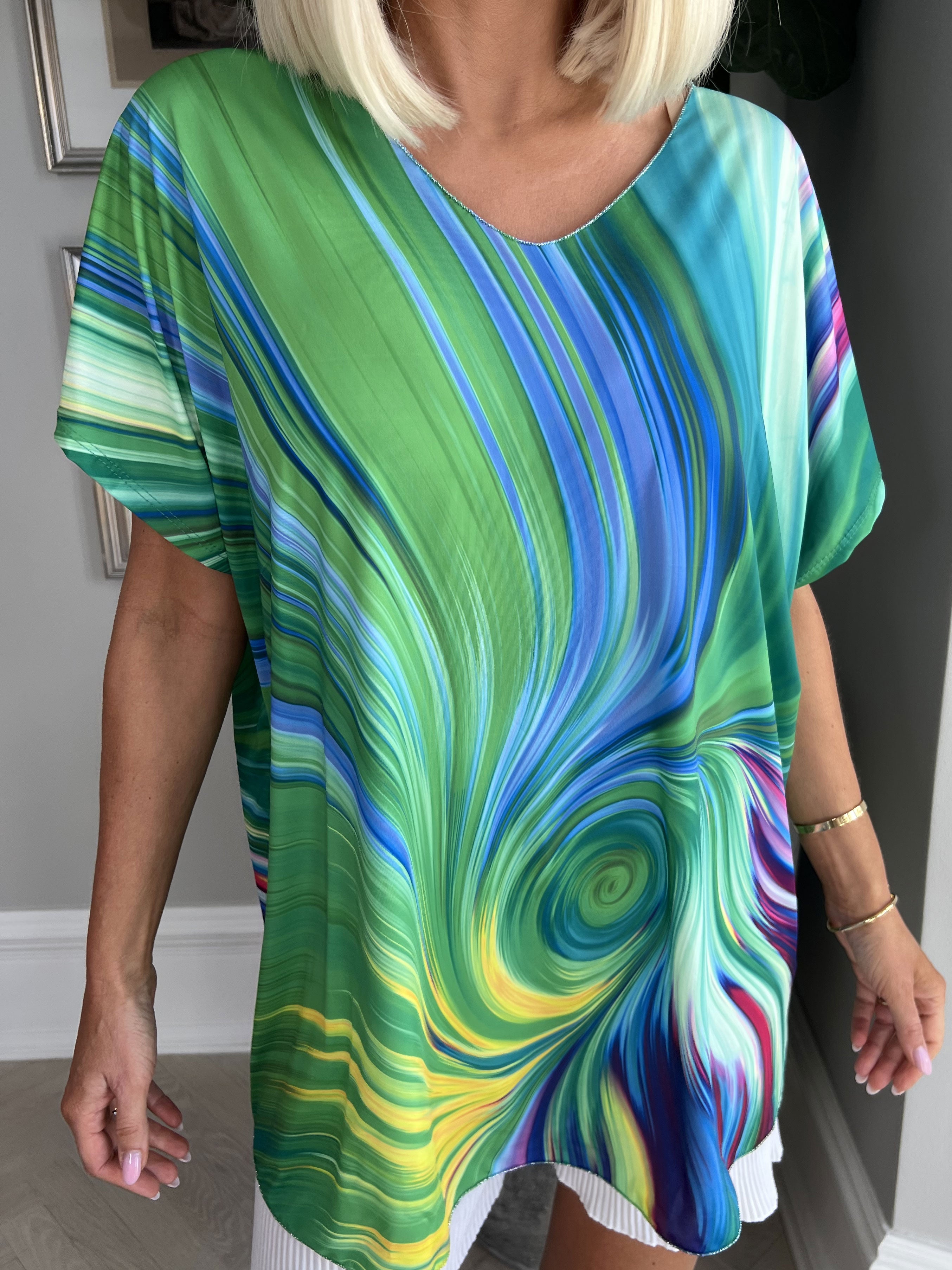 Meghan - Flerfarvet bluse med tynd glimmerkant