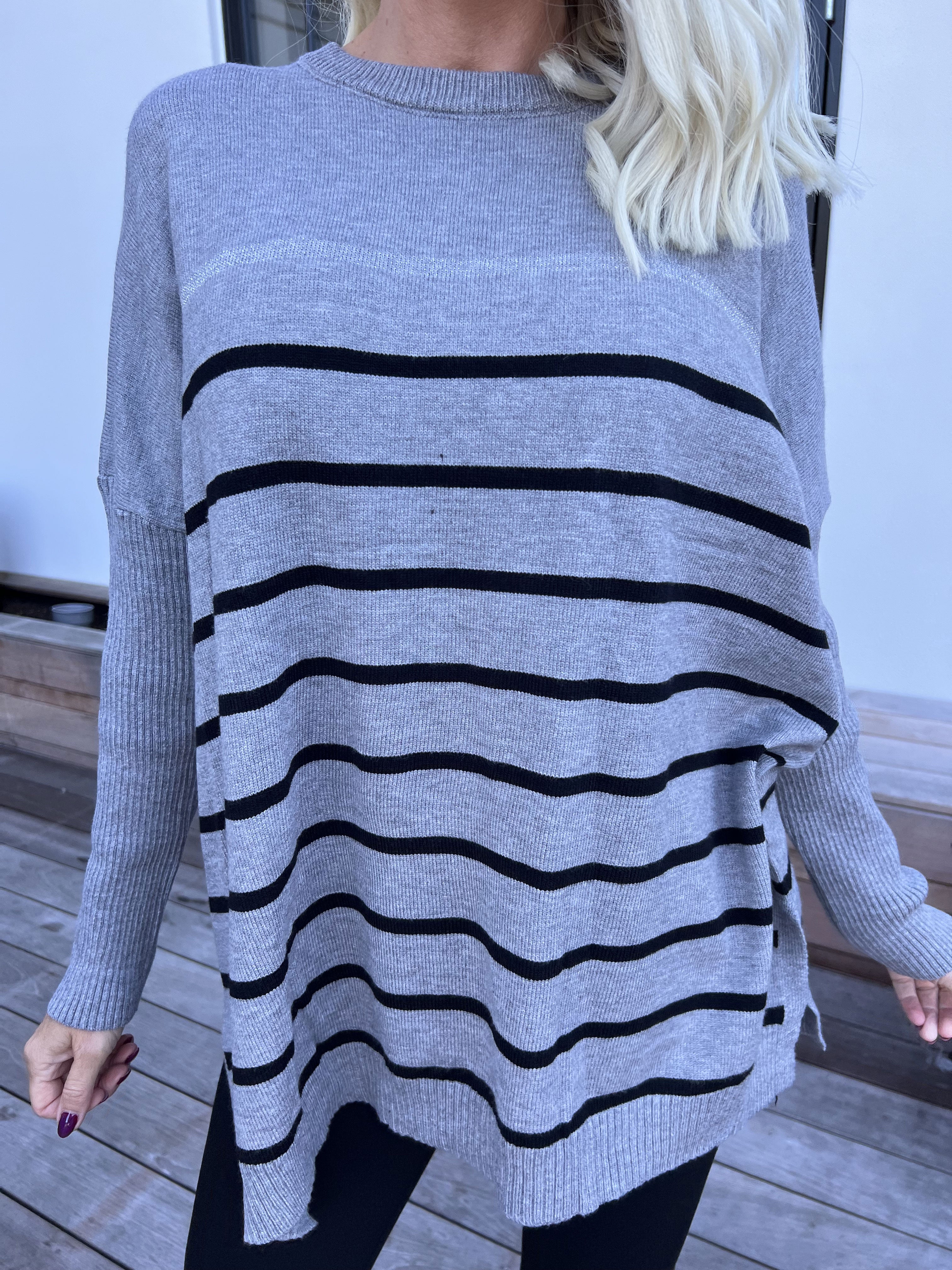Mei - Stribet elastisk strikbluse i viskose