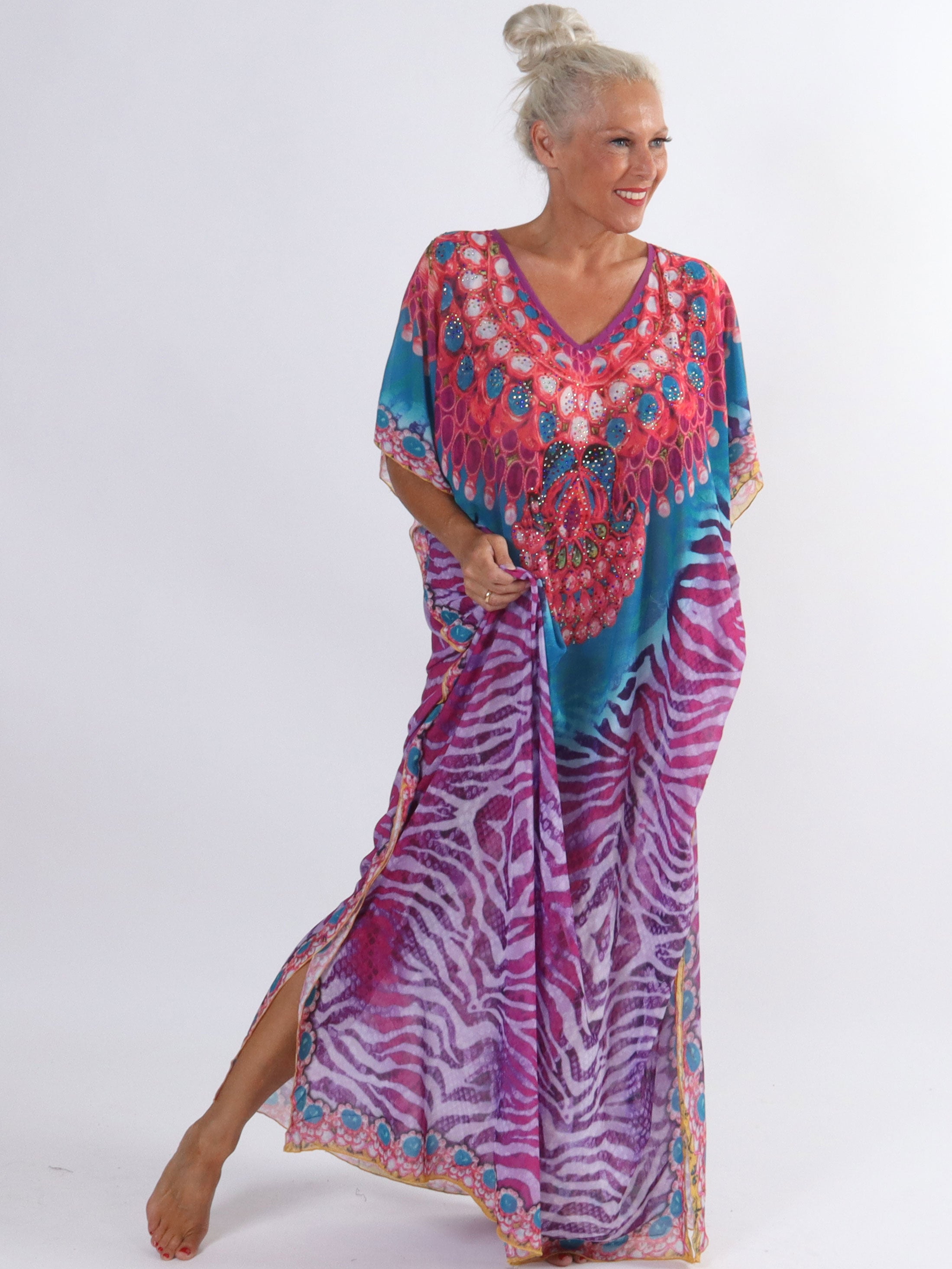 Mellie - Plus size farvet semi-transparent tunika med similisten