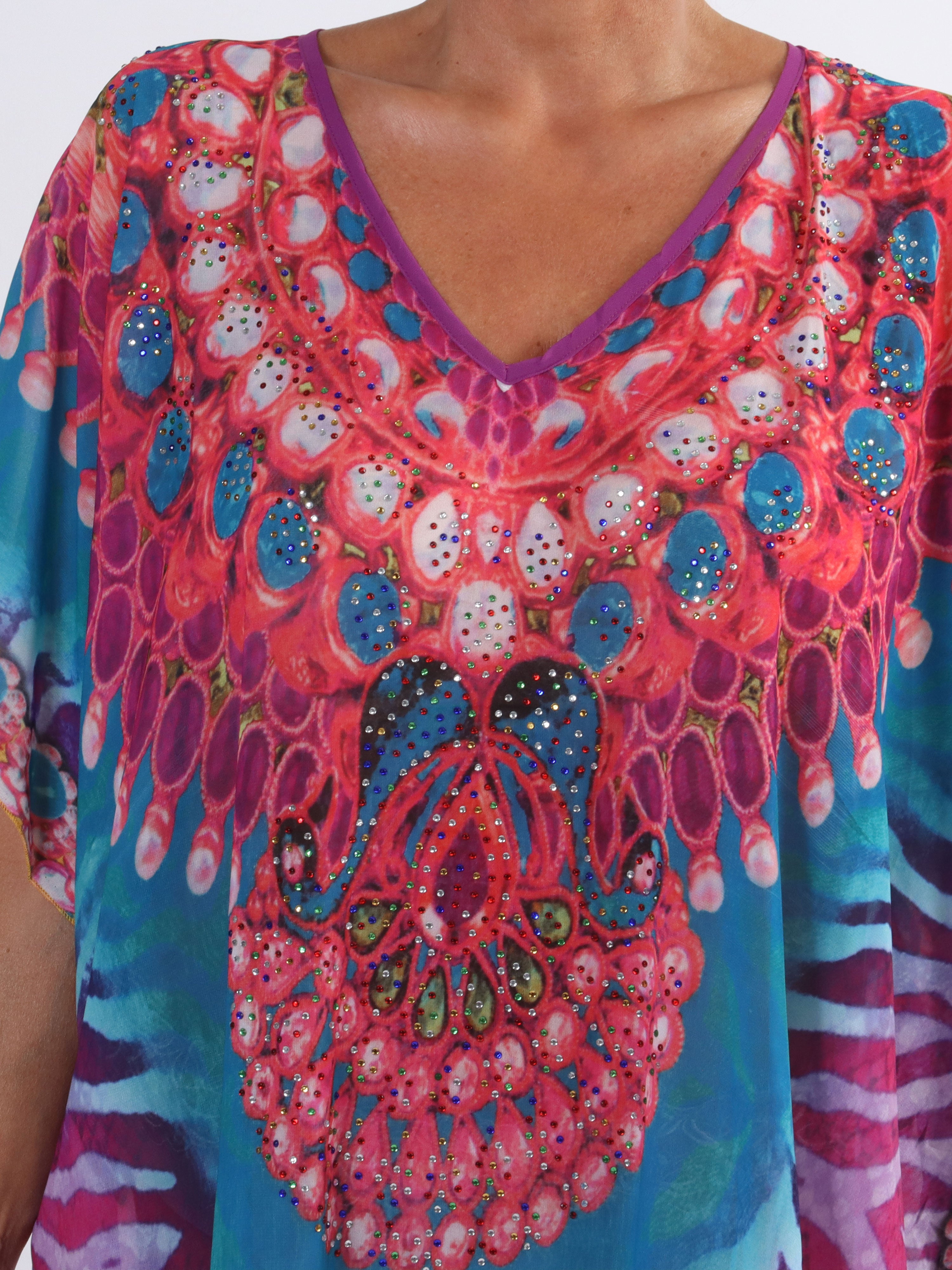 Mellie - Plus size farvet semi-transparent tunika med similisten