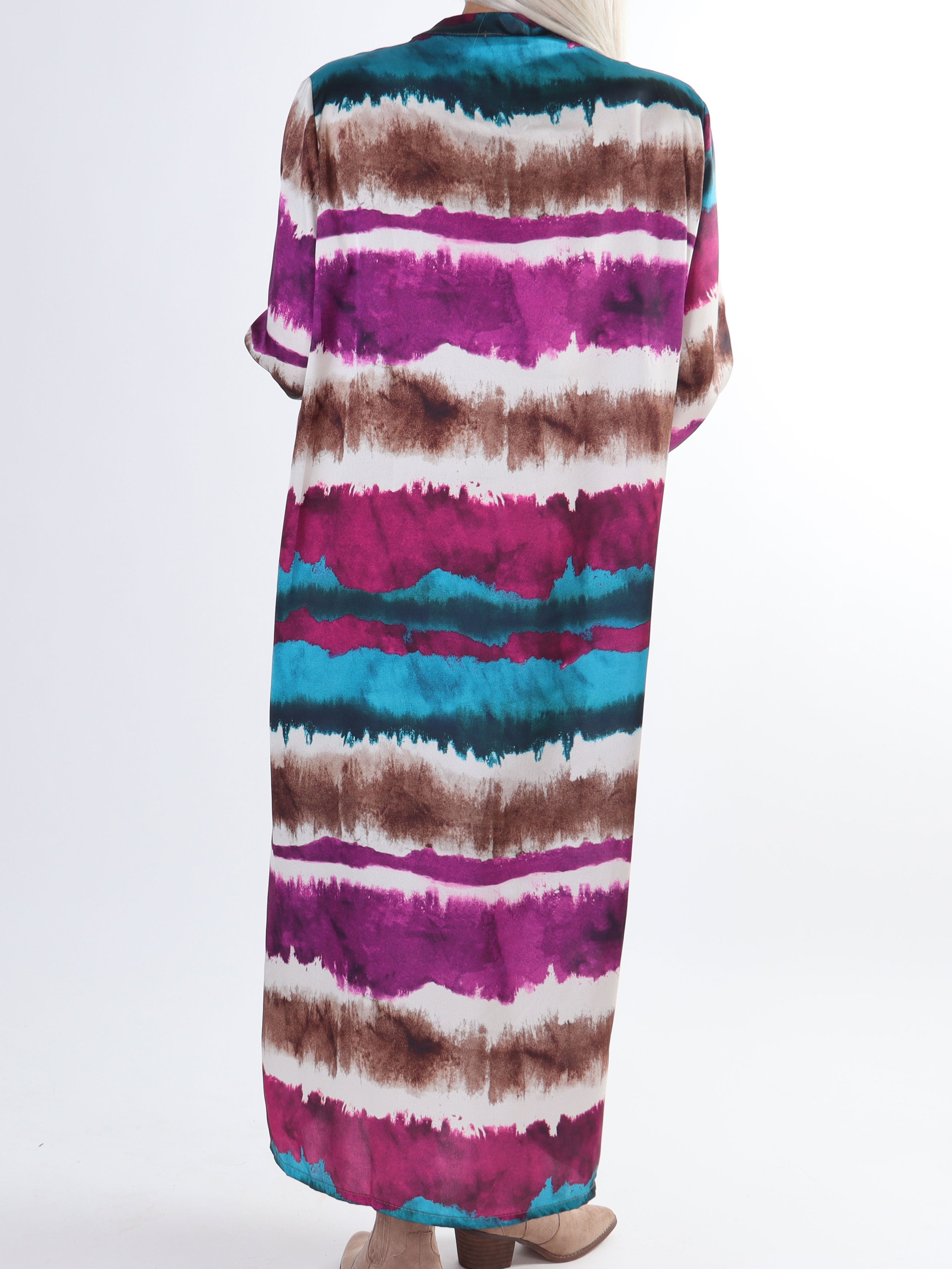 Merina - Lang plus size kjole i batik mønster