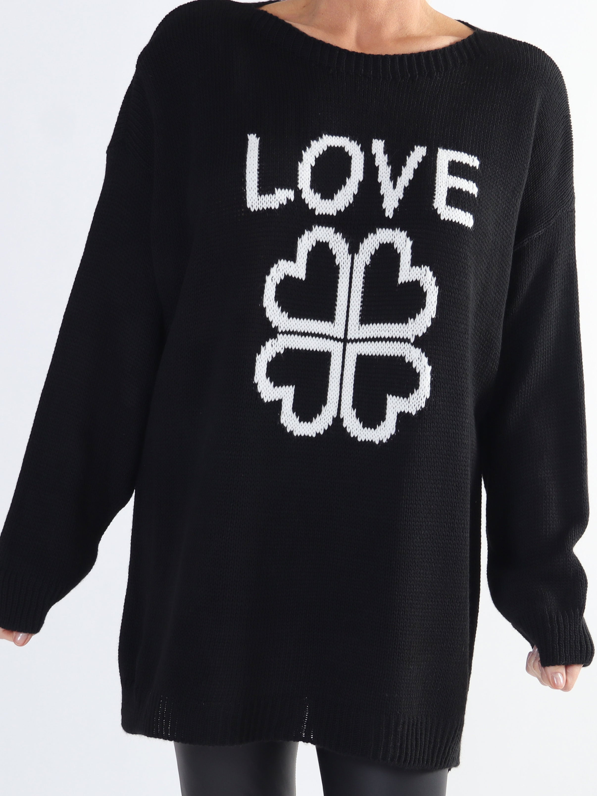 Mia - Plus size strikbluse med firkløver på